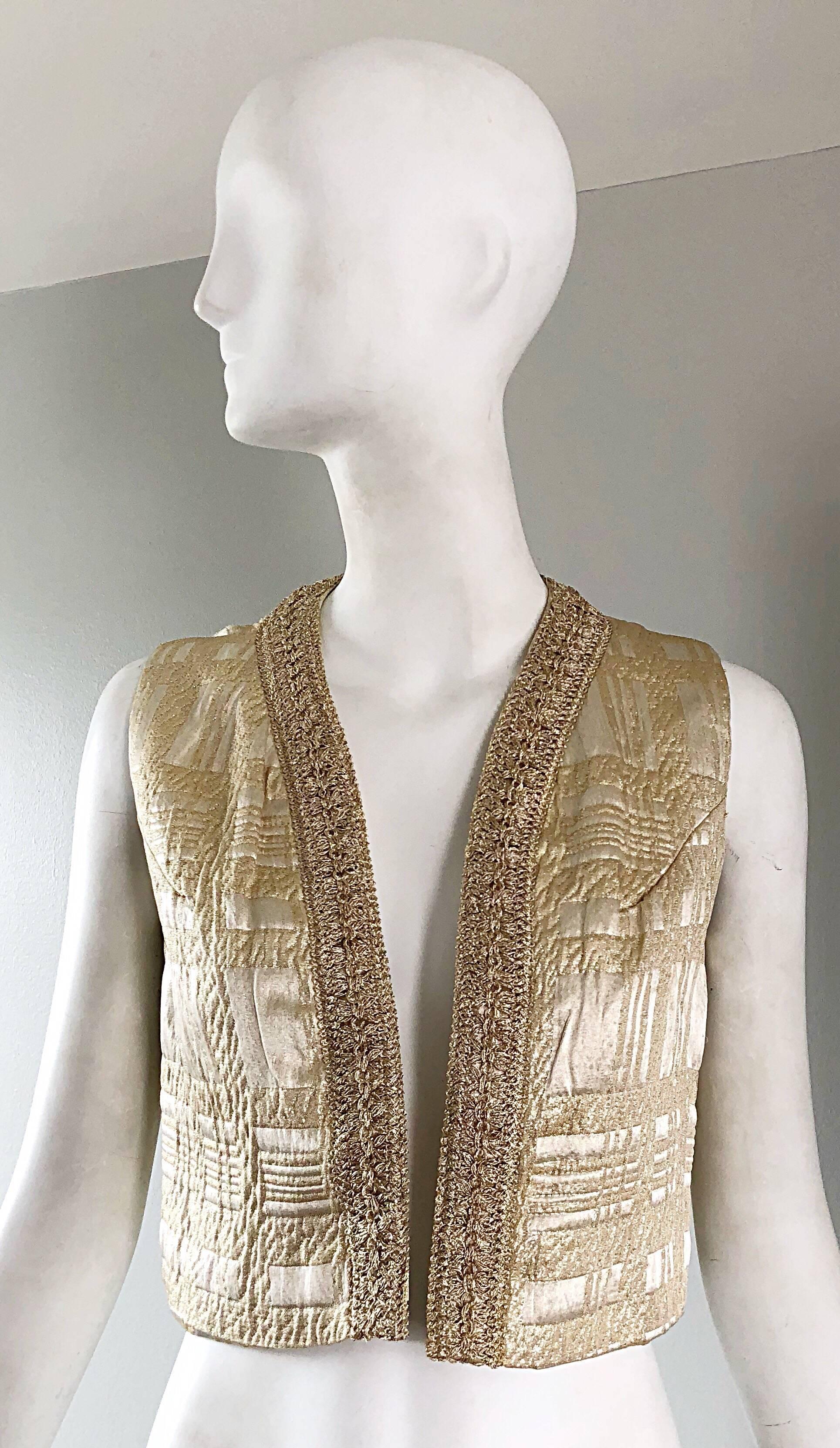 1960s Saks 5th Avenue Gold Silk Brocade Metallic Vintage 60s Cropped Vest For Sale 1