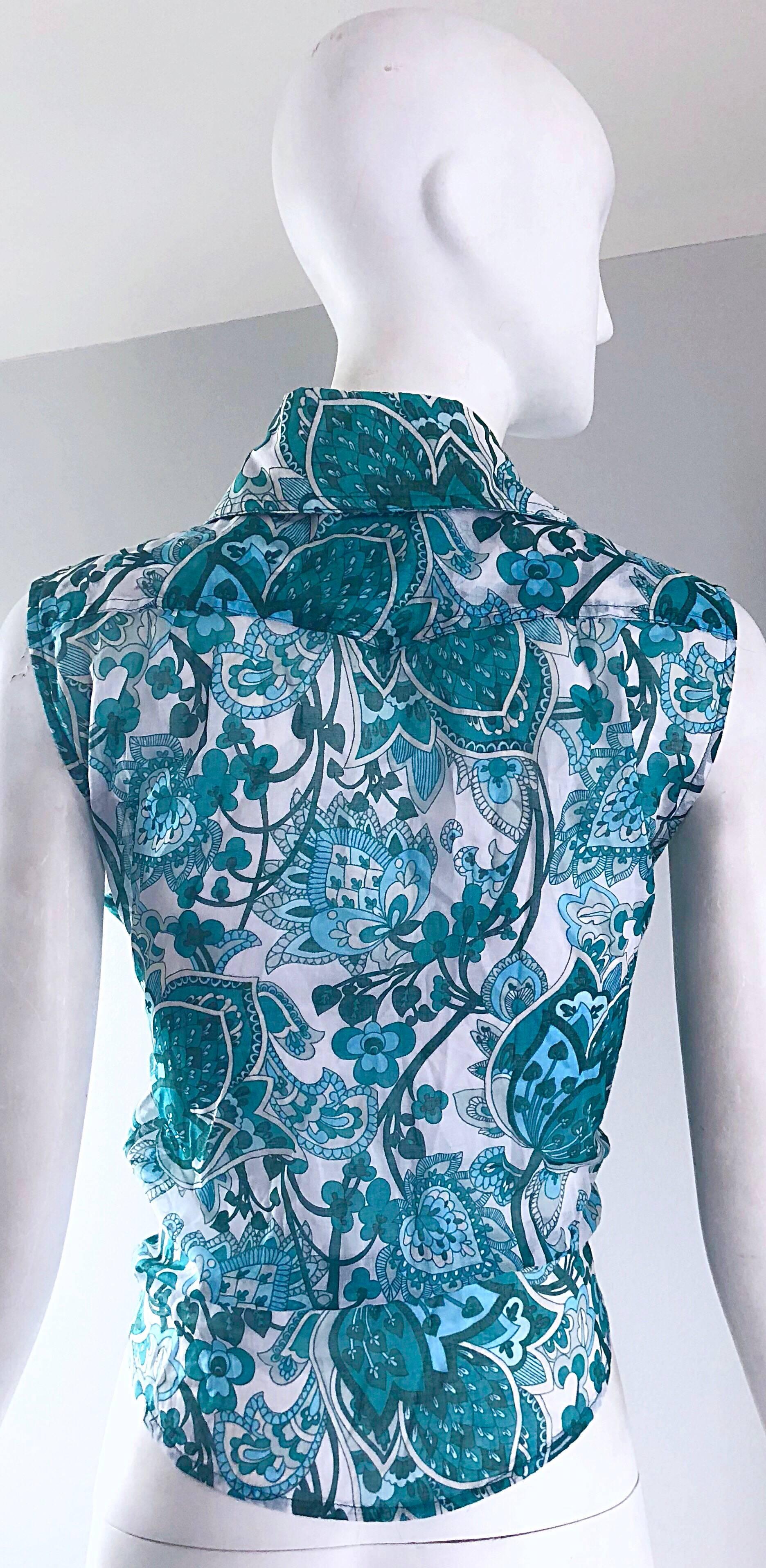 Patrizia Pepe Turquoise Blue Teal and White Paisley Vintage Crop Top, 1990s  In Excellent Condition For Sale In San Diego, CA