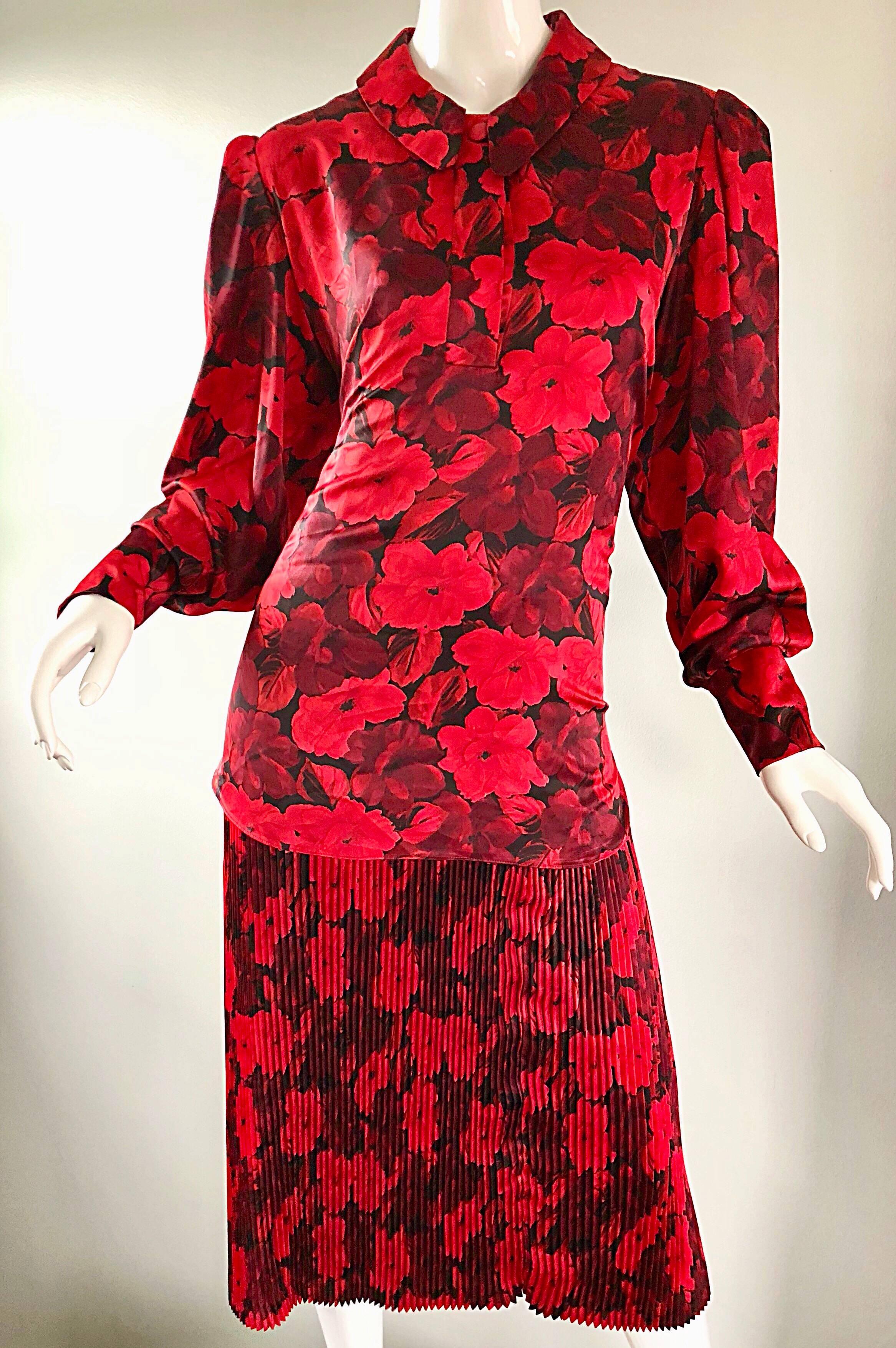 Vintage NIna Ricci Size 14 / 16 Red Black Flapper Style Flower Drop Waist Dress For Sale 2