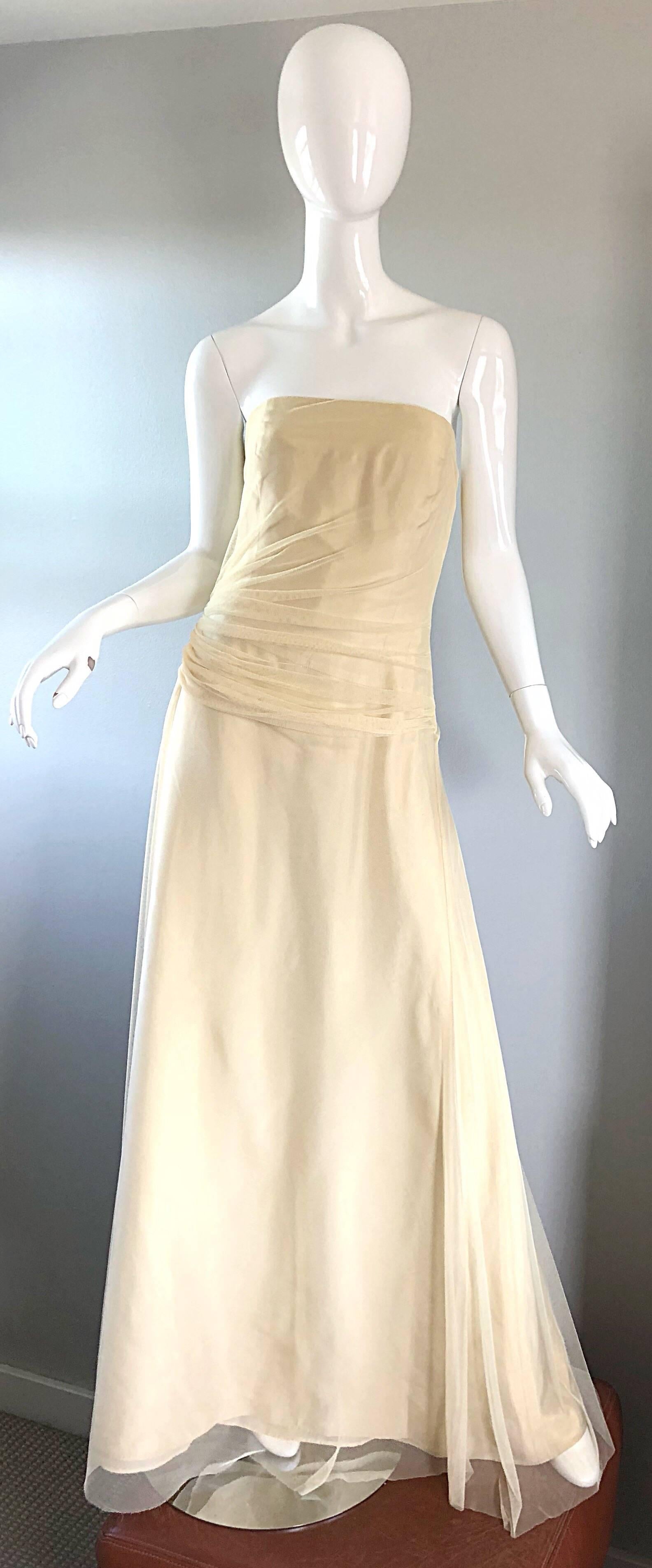 Vera Wang Vintage Size 10 Pale Yellow 1990s Strapless Taffeta 90s Ball Gown 1