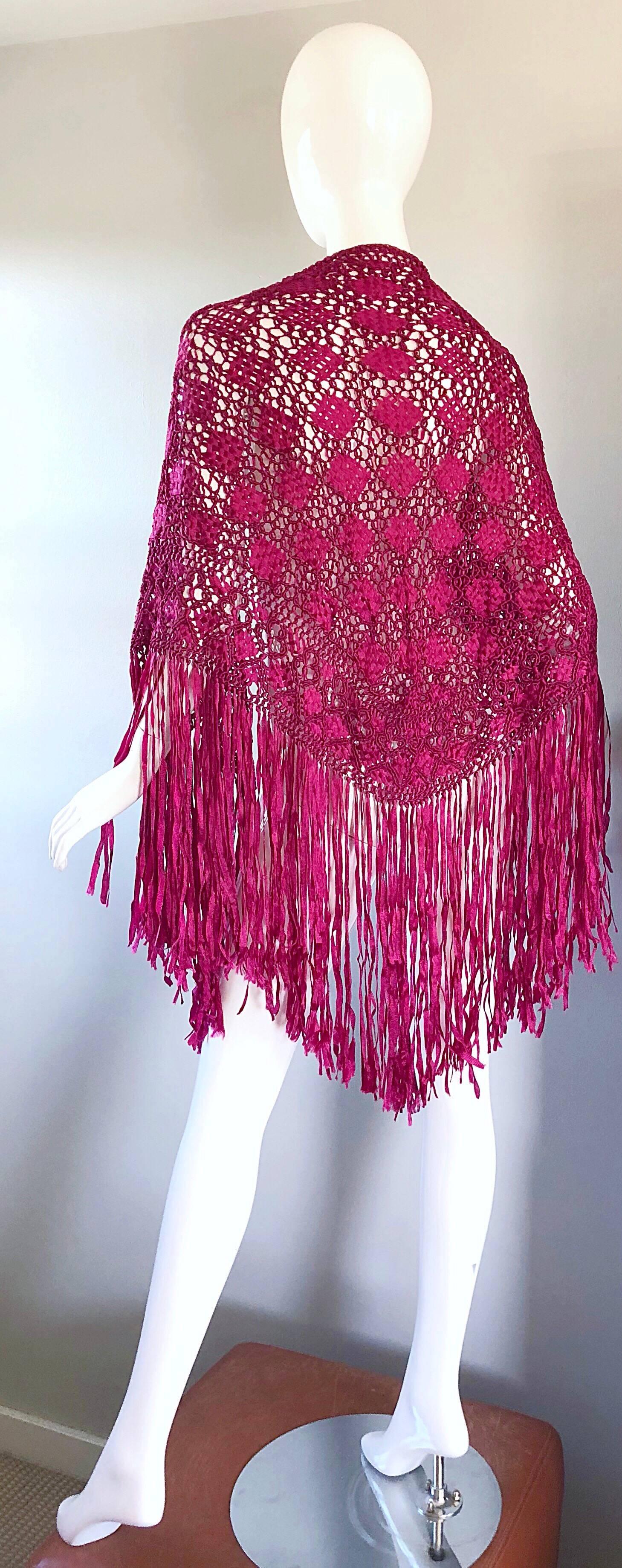Fuchsia Hot Pink Rayon Hand Crochet Large Vintage Fringed Piano Shawl, 1970s  3