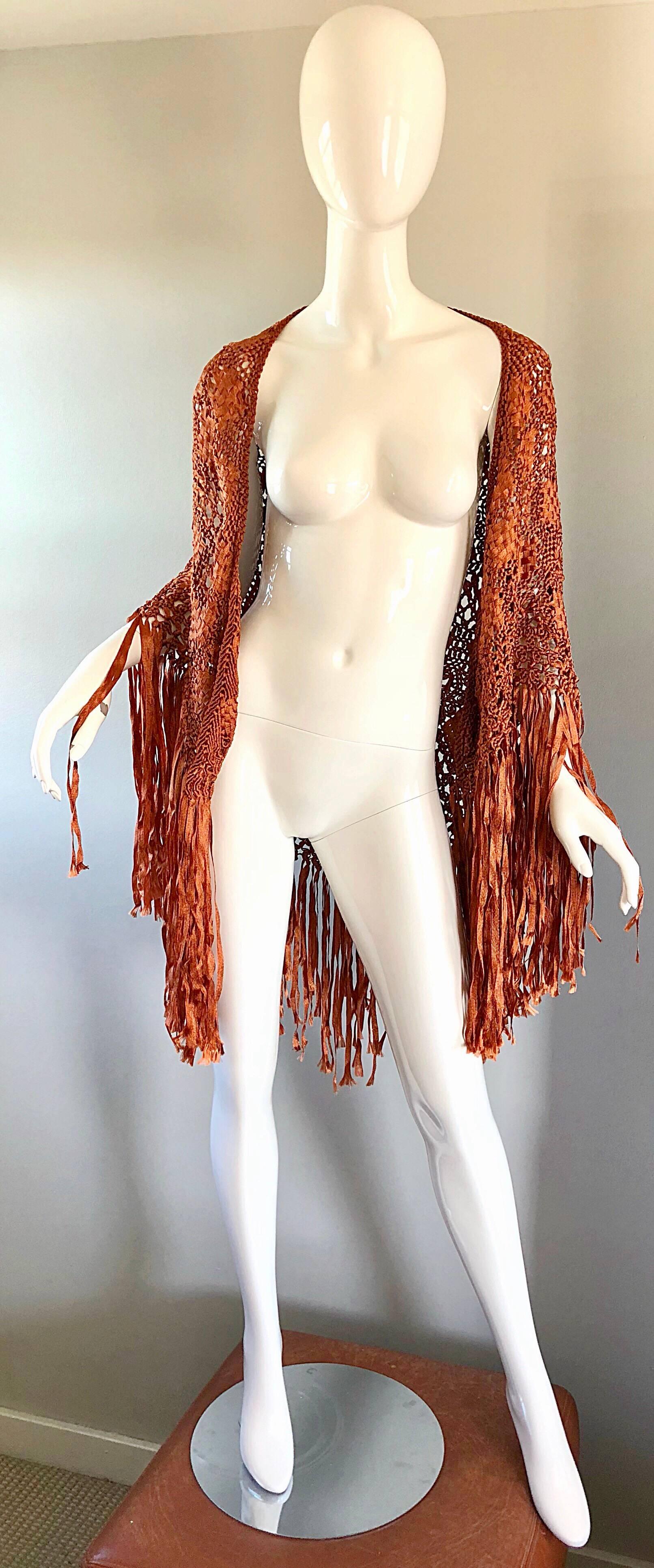 1970s Terra Cotta / Tan Brown Hand Crochet Rayon Vintage Fringe Piano Shawl For Sale 3