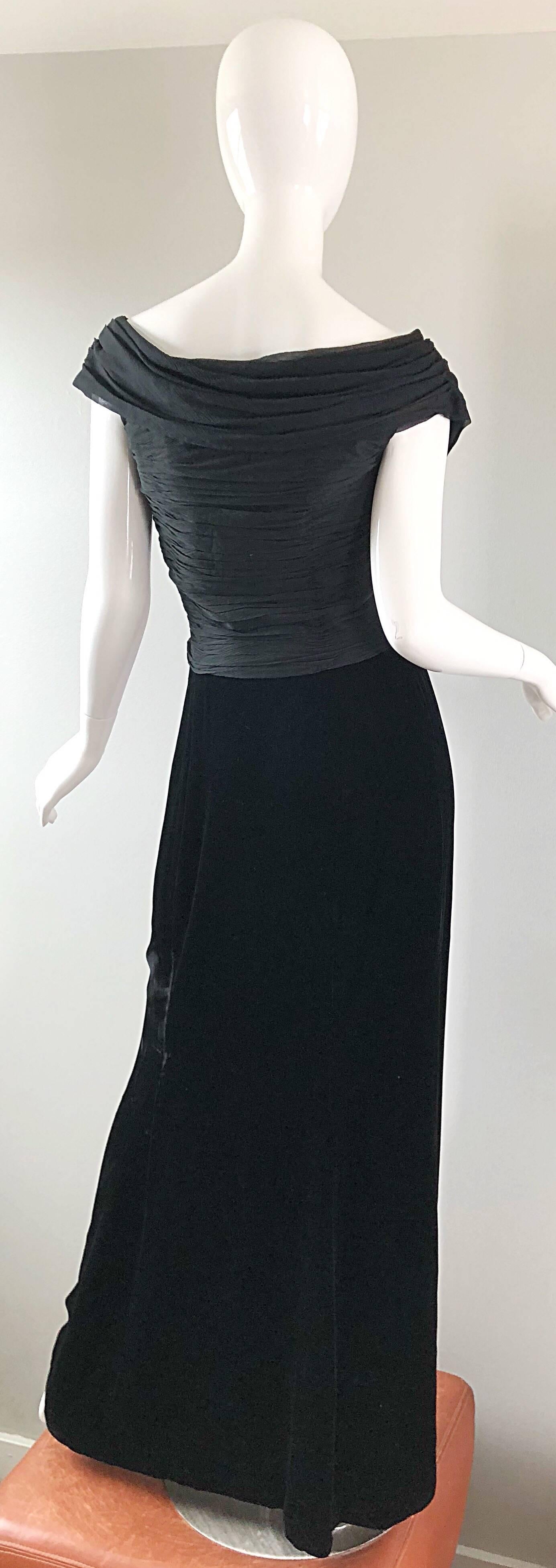 Women's Vintage Oscar de la Renta Breathtaking Black Silk Chiffon + Velvet 1990s Gown