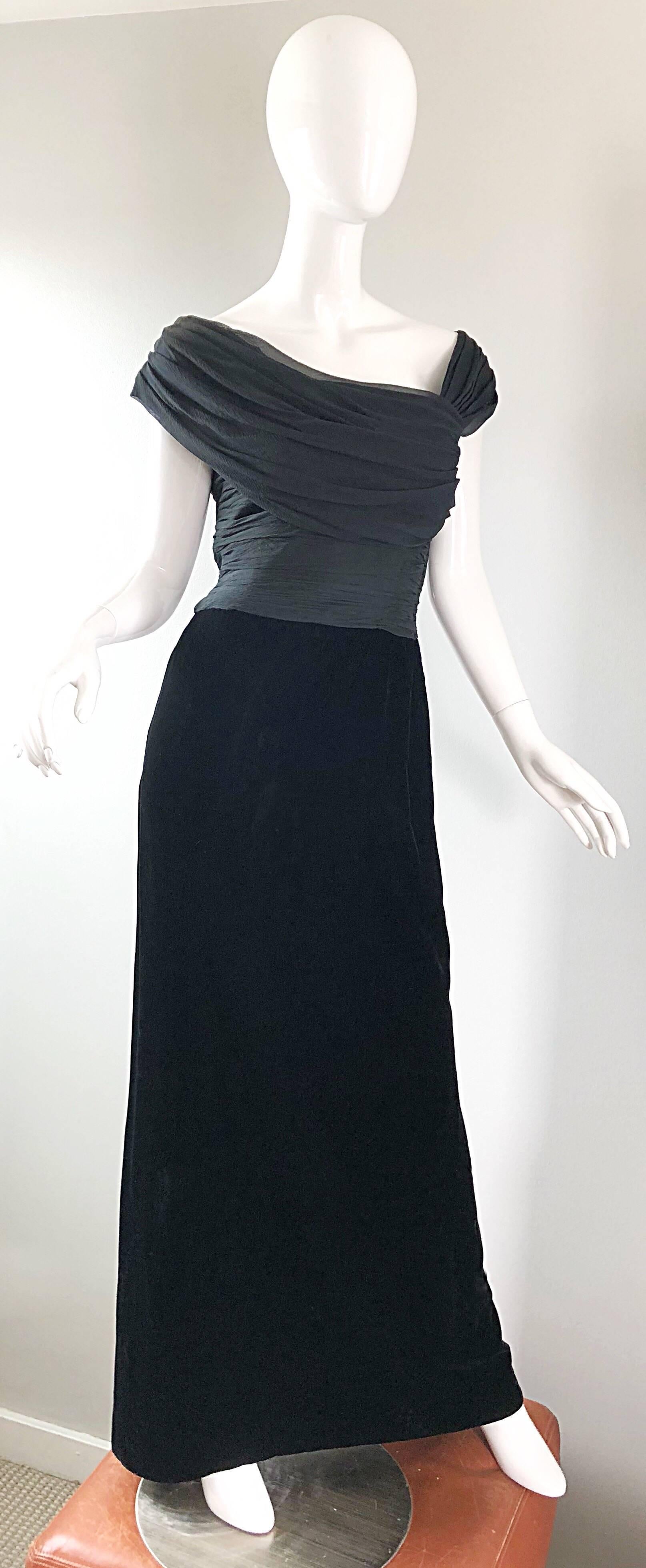 Vintage Oscar de la Renta Breathtaking Black Silk Chiffon + Velvet 1990s Gown 1