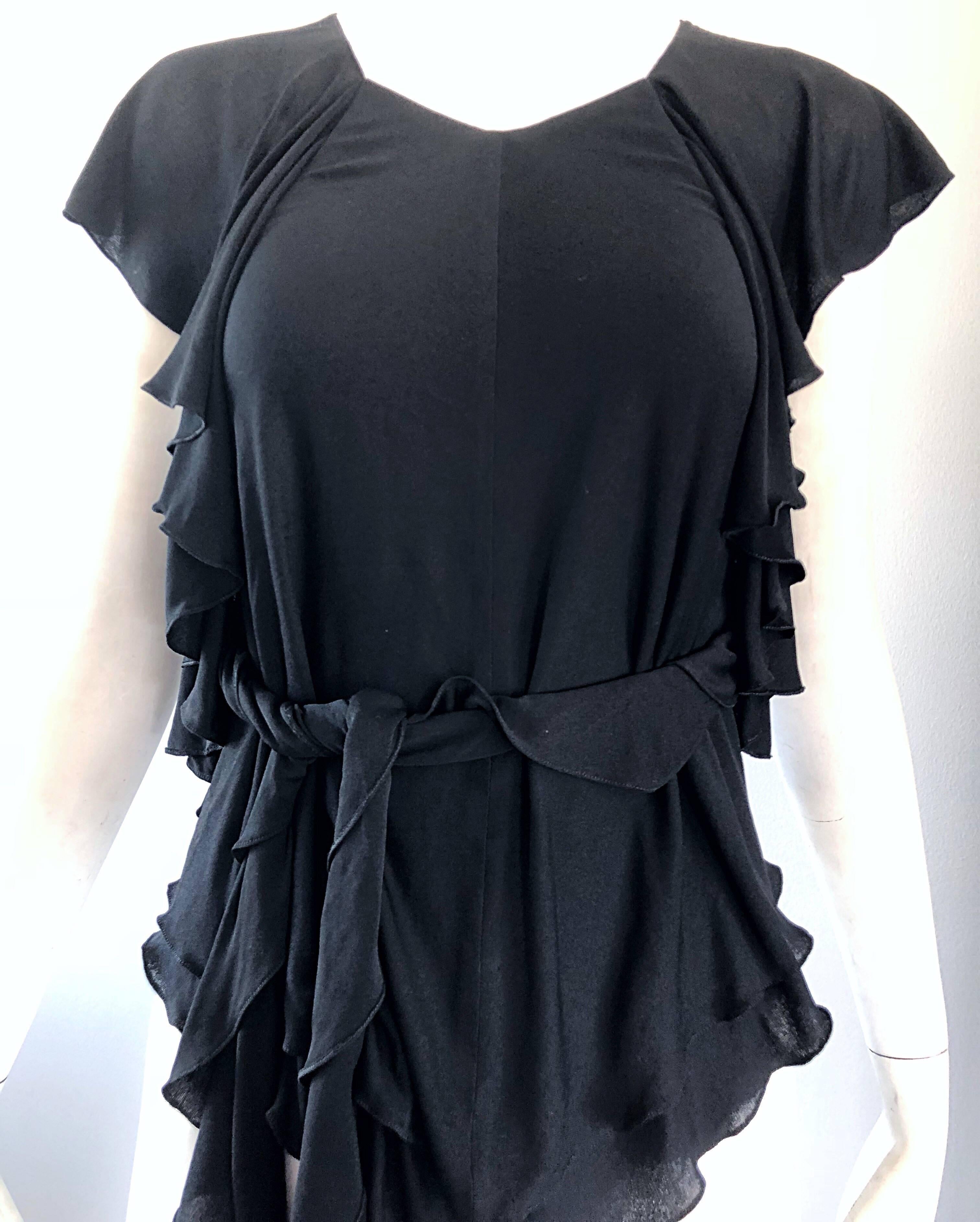 Early 1970s Holly's Harp Rare Black Silk Jersey Wrap Cap Sleeve 70s Wrap Blouse In Excellent Condition For Sale In San Diego, CA