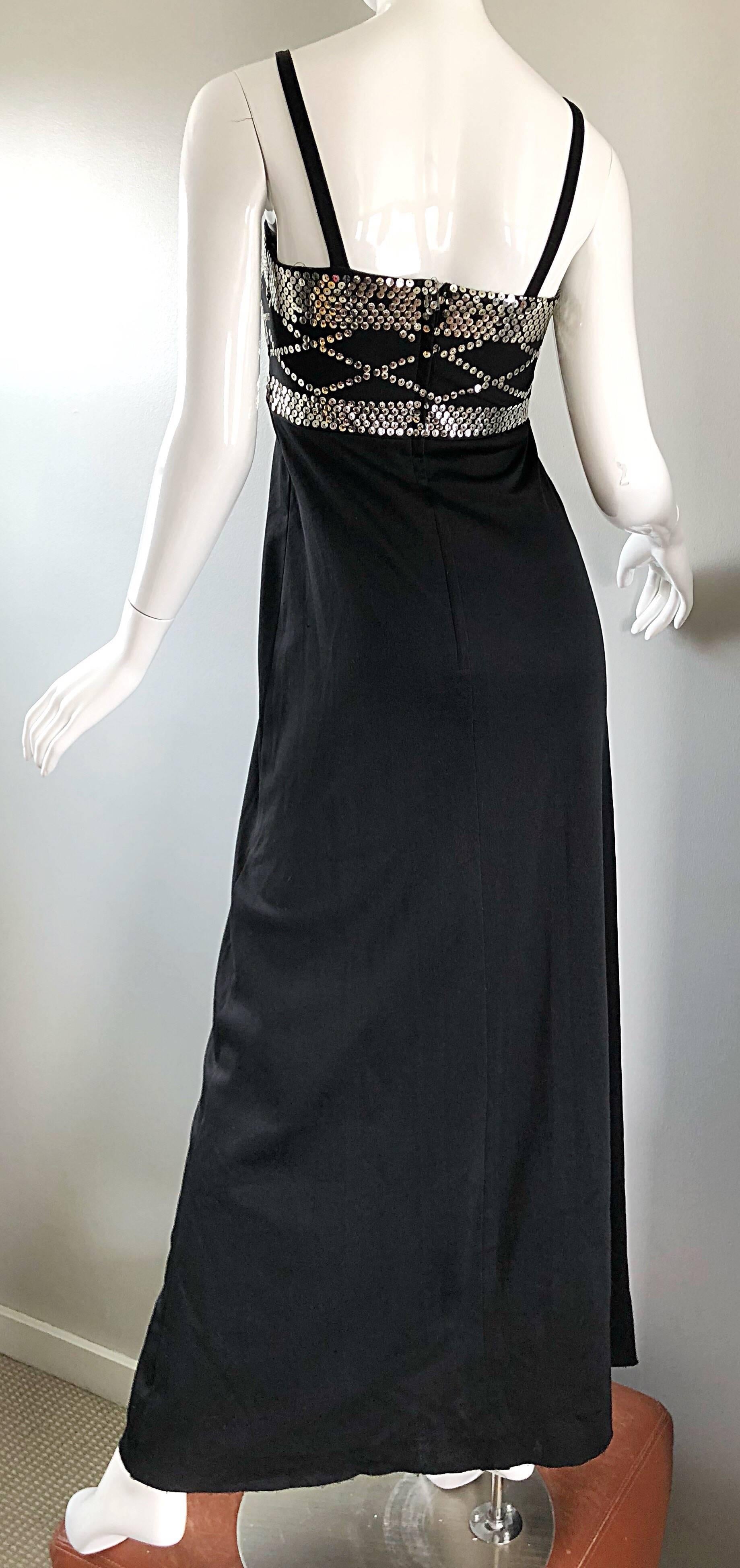 1970s Black and Silver Sequined Geometric Jersey Vintage 70s Disco Maxi Dress In Excellent Condition For Sale In San Diego, CA