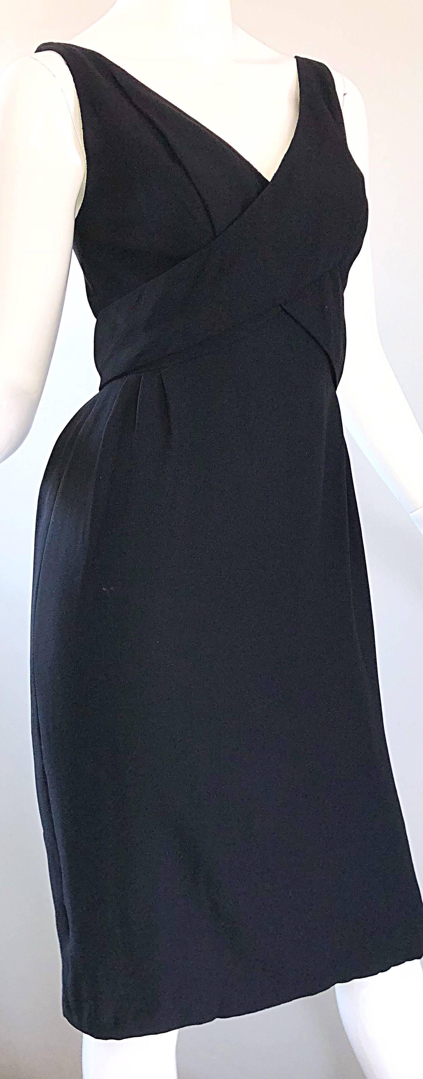 1950s Chic Crepe Sleeveless Perfect Vintage 50s Little Black Sheath Dress For Sale 2