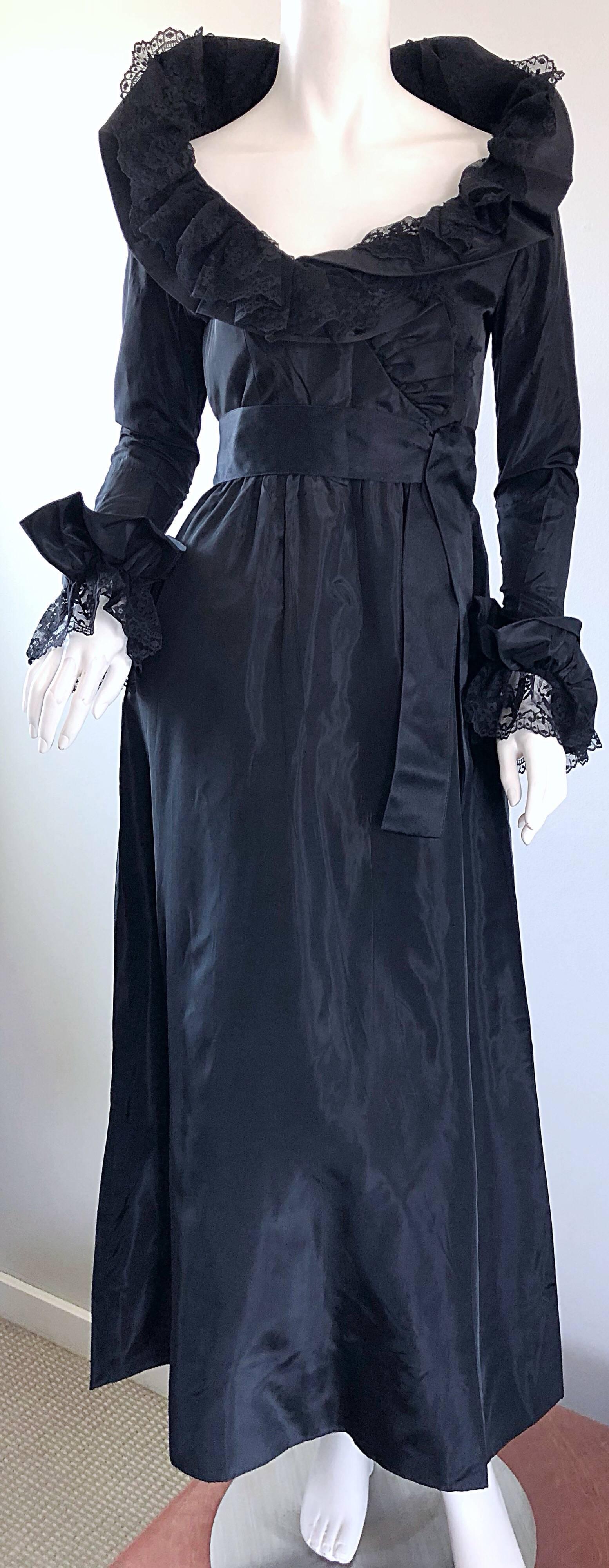 Beautiful Vintage Bill Blass Couture Silk Taffeta Lace Long Sleeve Evening Gown For Sale 5