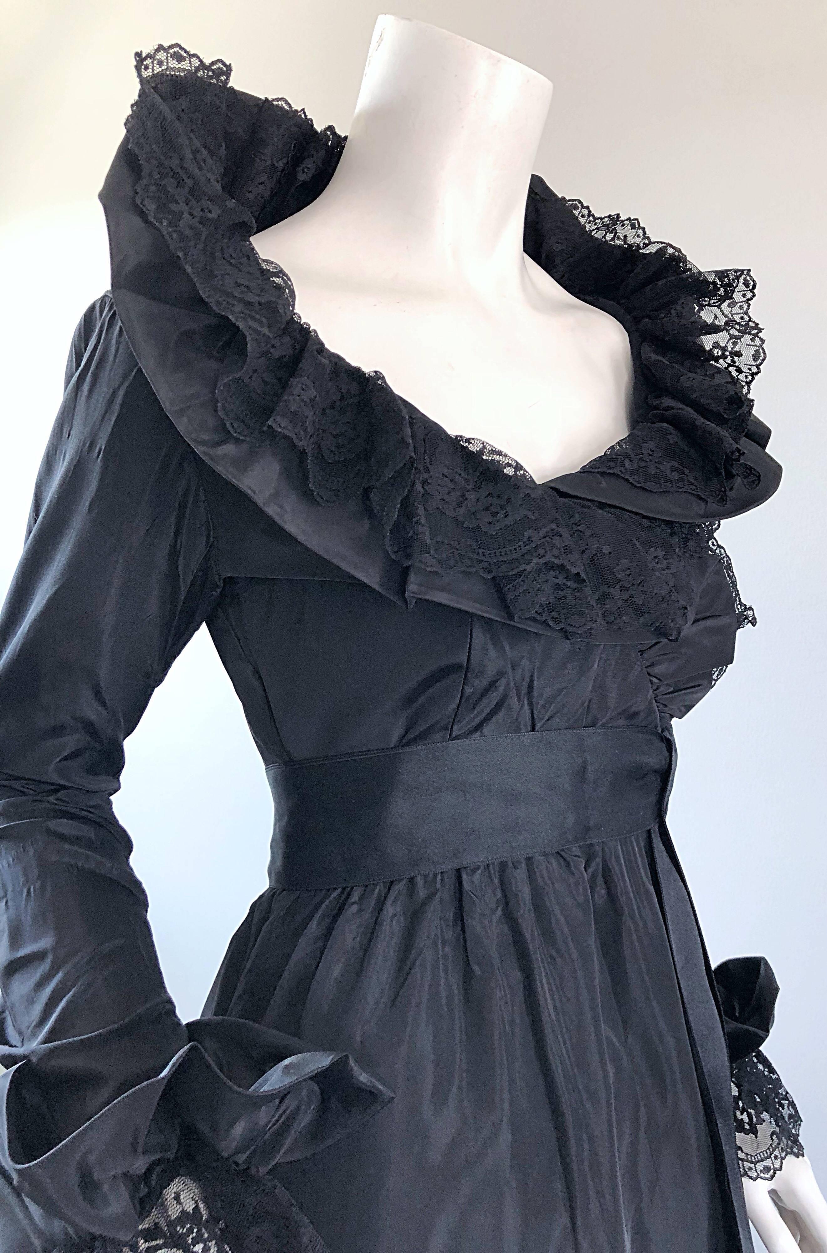 Beautiful Vintage Bill Blass Couture Silk Taffeta Lace Long Sleeve Evening Gown For Sale 6