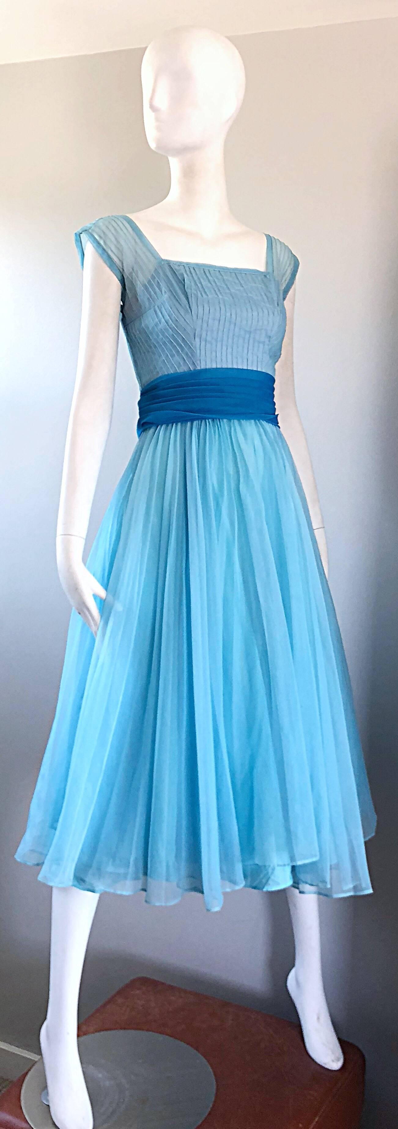 1950s Fred Perlberg Beautiful Robins Egg Blue Fit n' Flare Vintage 50s Dress For Sale 4