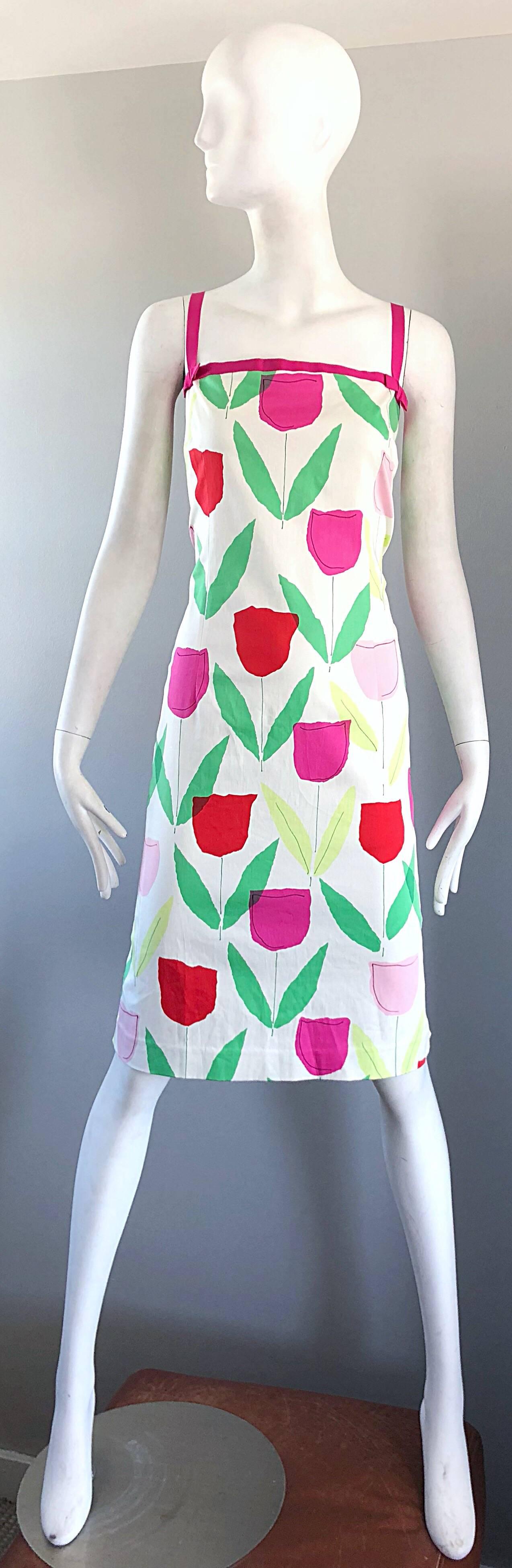 Beautiful 90s MOSCHINO CHEAP & CHIC pink, red, green, yellow and white tulip/rose print shift dress! Features hot pink, light pink, and red flowers with kelly green leaves printed throughout. Hot pink silk grosgrain ribbon sleeves and trim, with