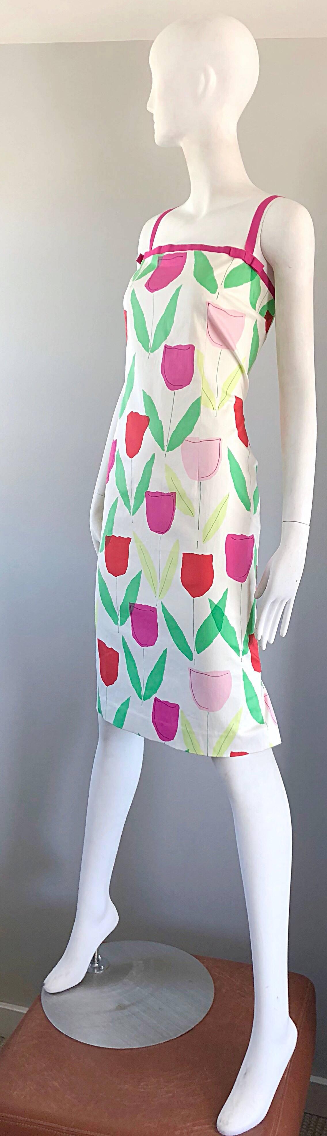 1990s Moschino Cheap & Chic Pink + Red + Green Tulip / Rose Print Vintage Dress In Excellent Condition In San Diego, CA