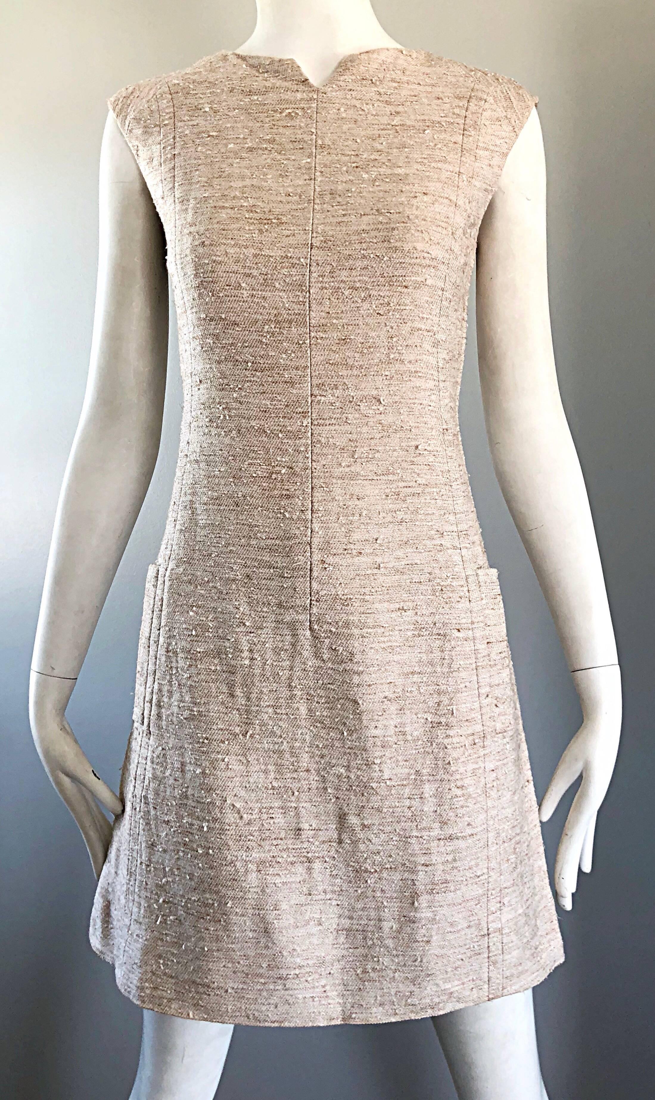 Chic 1960s Oatmeal Beige Irish Linen Vintage 60s A Line Dress w/ Pockets For Sale 1