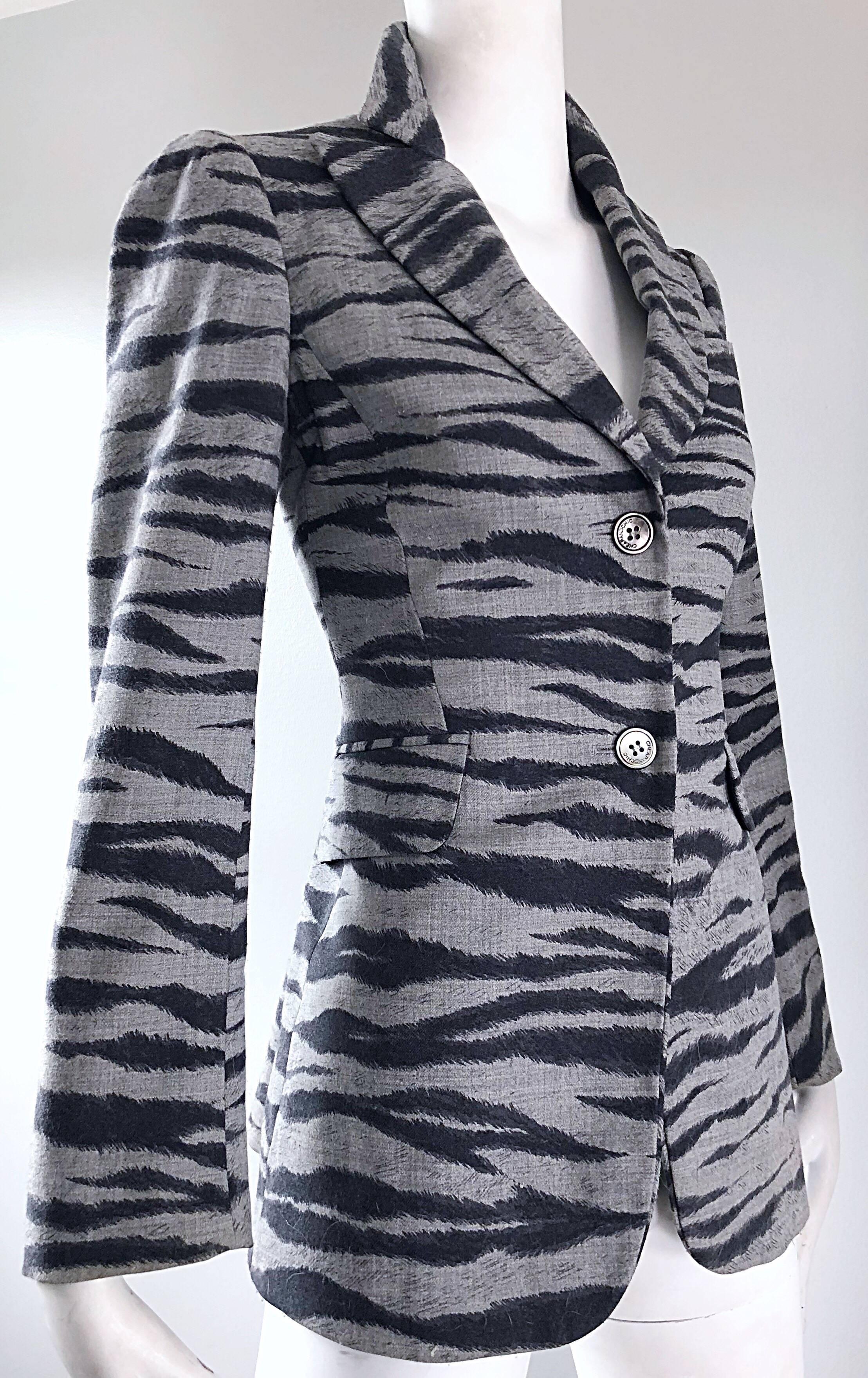 1990s Moschino Cheap & Chic Gray + Black Zebra Print Size 6 Vintage 90s Blazer  In Excellent Condition In San Diego, CA