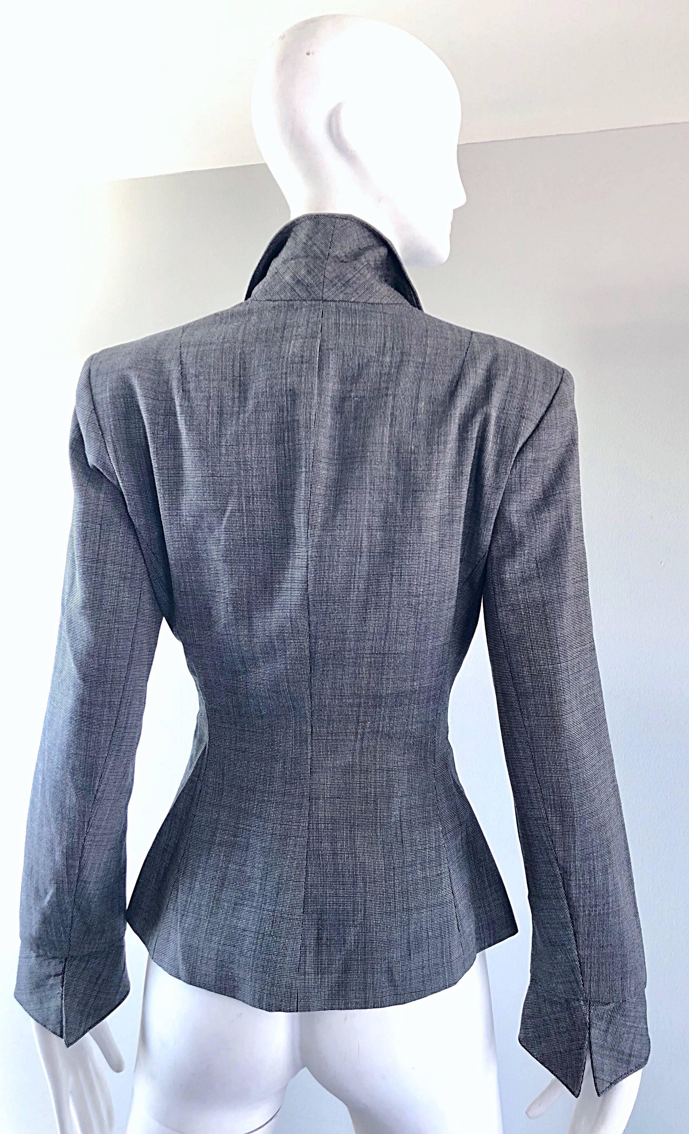 Vintage Norma Kamali 1980er Jahre Größe 4 Grau Cropped Fitted 80er Jahre Blazer Jacke im Zustand „Hervorragend“ im Angebot in San Diego, CA