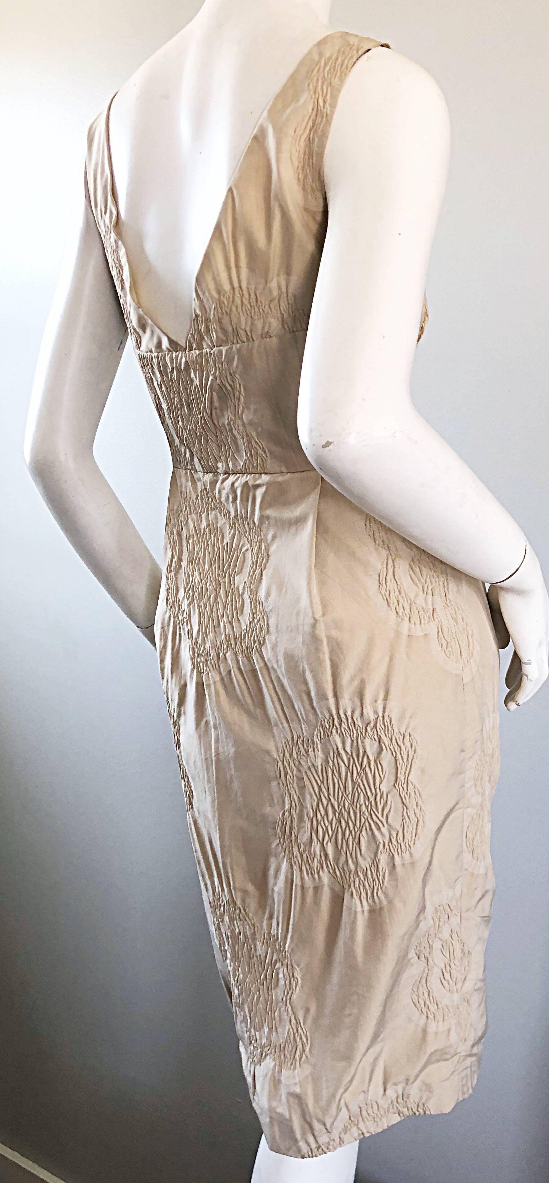 Moschino Cheap and Chic anni '90 Taglia 4 Khaki Beige Stampa floreale Vintage 90s Dress in vendita 4