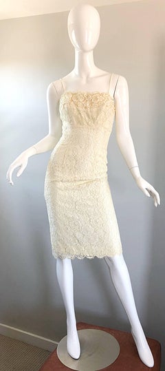 1950s Lilli Diamond Ivory Off - White French Lace Vintage 50s Wiggle Dress