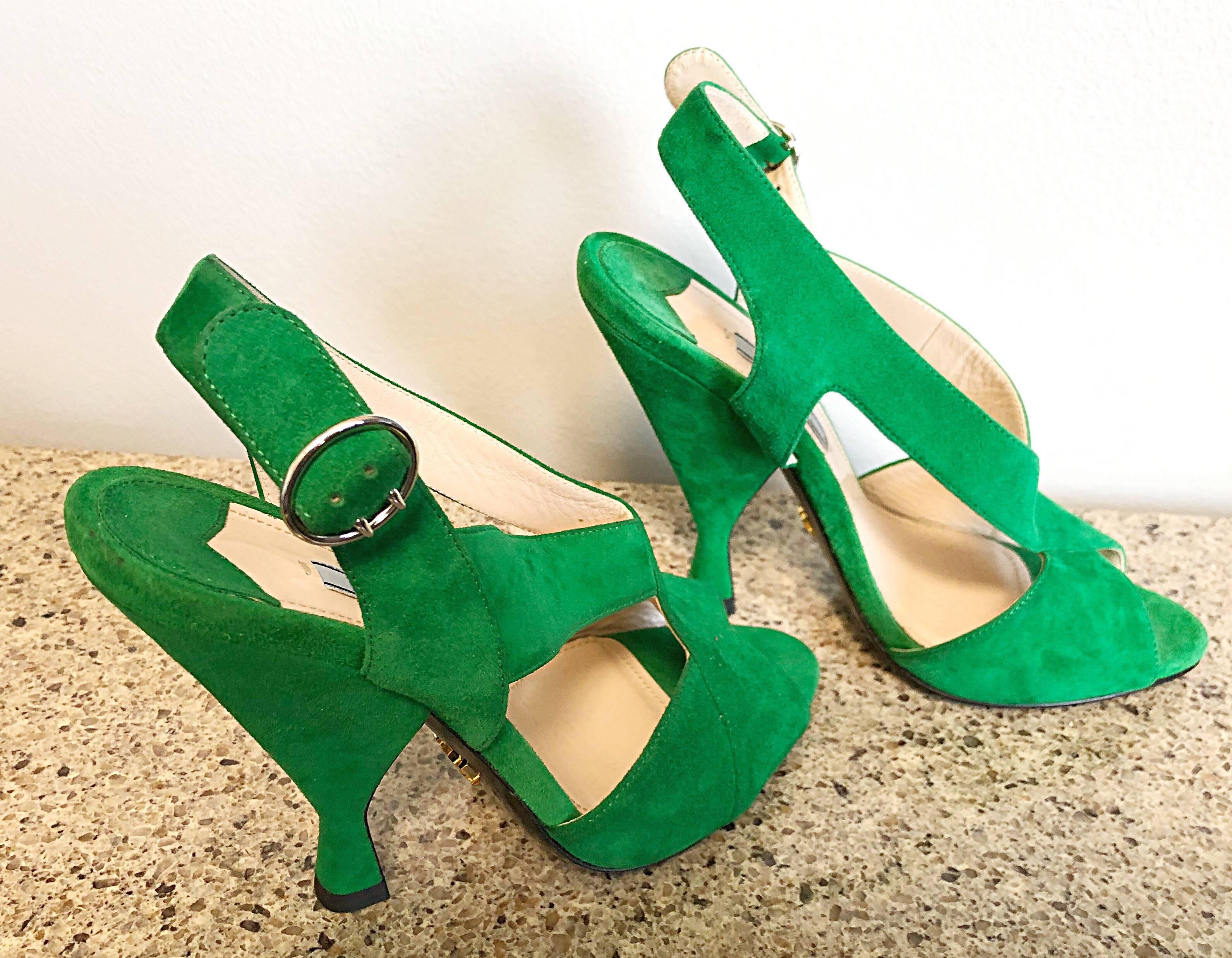 New Prada Size 36.5 / 6.5 Runway Kelly Green Suede Sandal High Heels Shoes For Sale 2