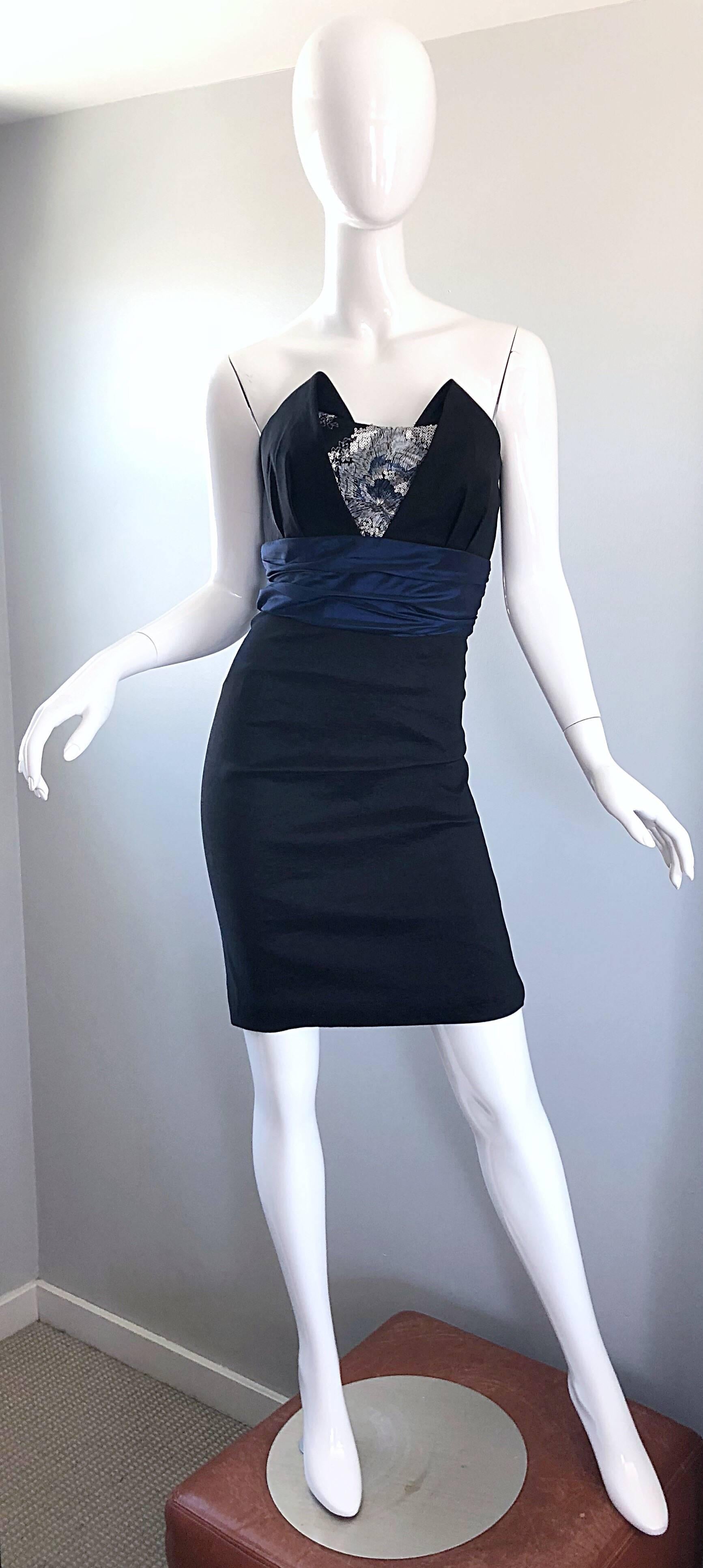 Badgley Mischka 2000s Sz 4 Vintage Avant Garde Black Navy Blue Sequin Mini Dress For Sale 3