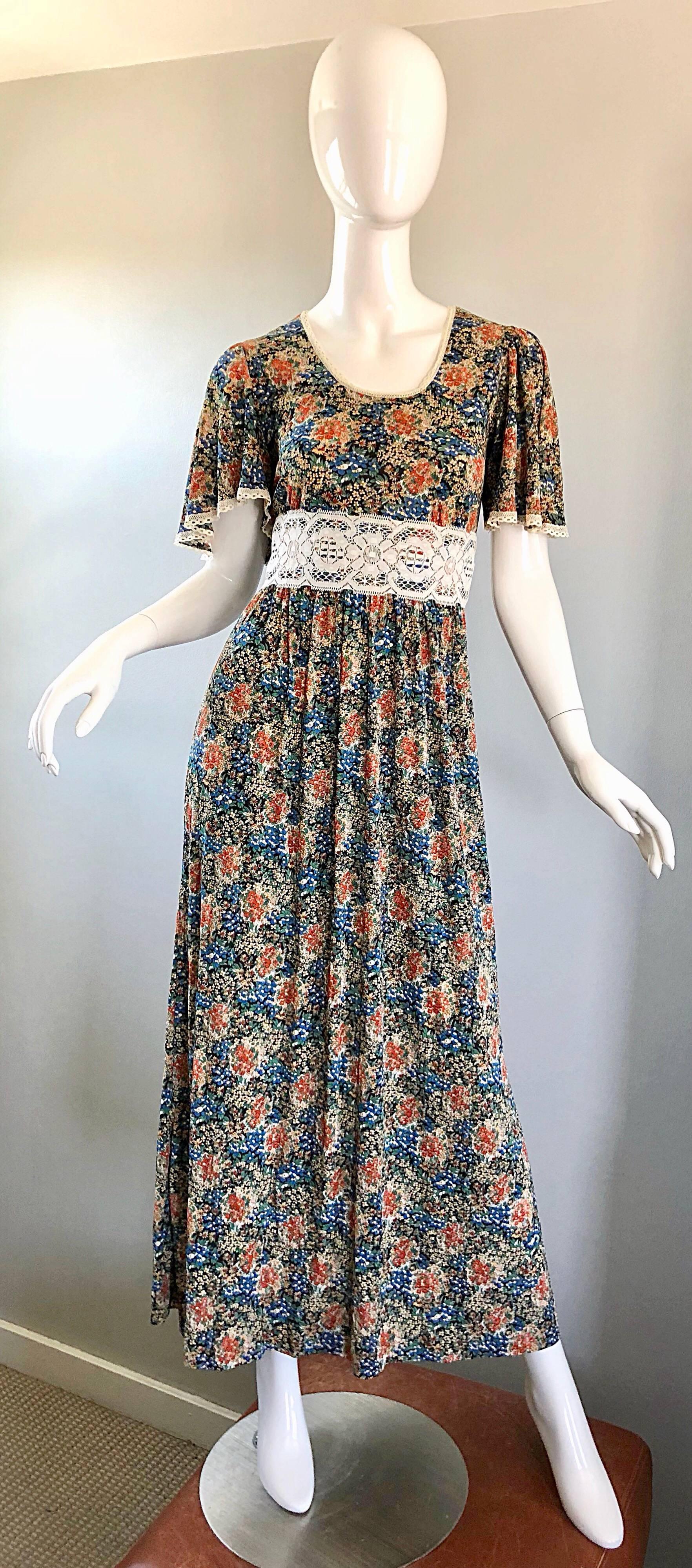 AMazing 1970s Boho Flower Print Jersey + Lace Vintage 70s Maxi Dress 5