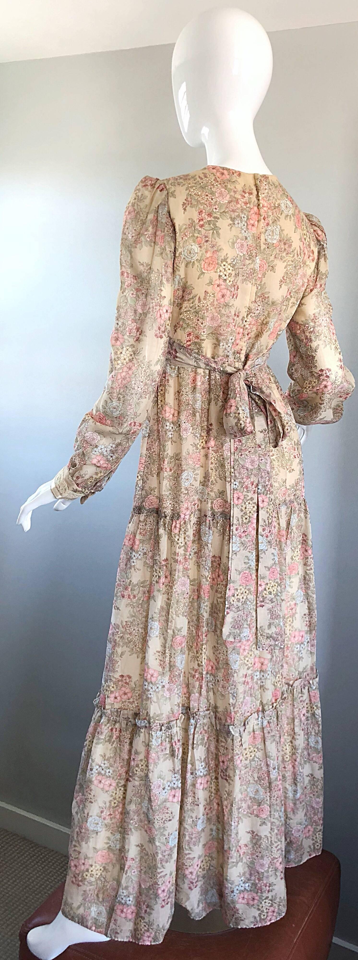 Pretty 1970s Boho Cotton Voile + Lace Flower Print Long Sleeve 70s Maxi Dress In Excellent Condition For Sale In San Diego, CA