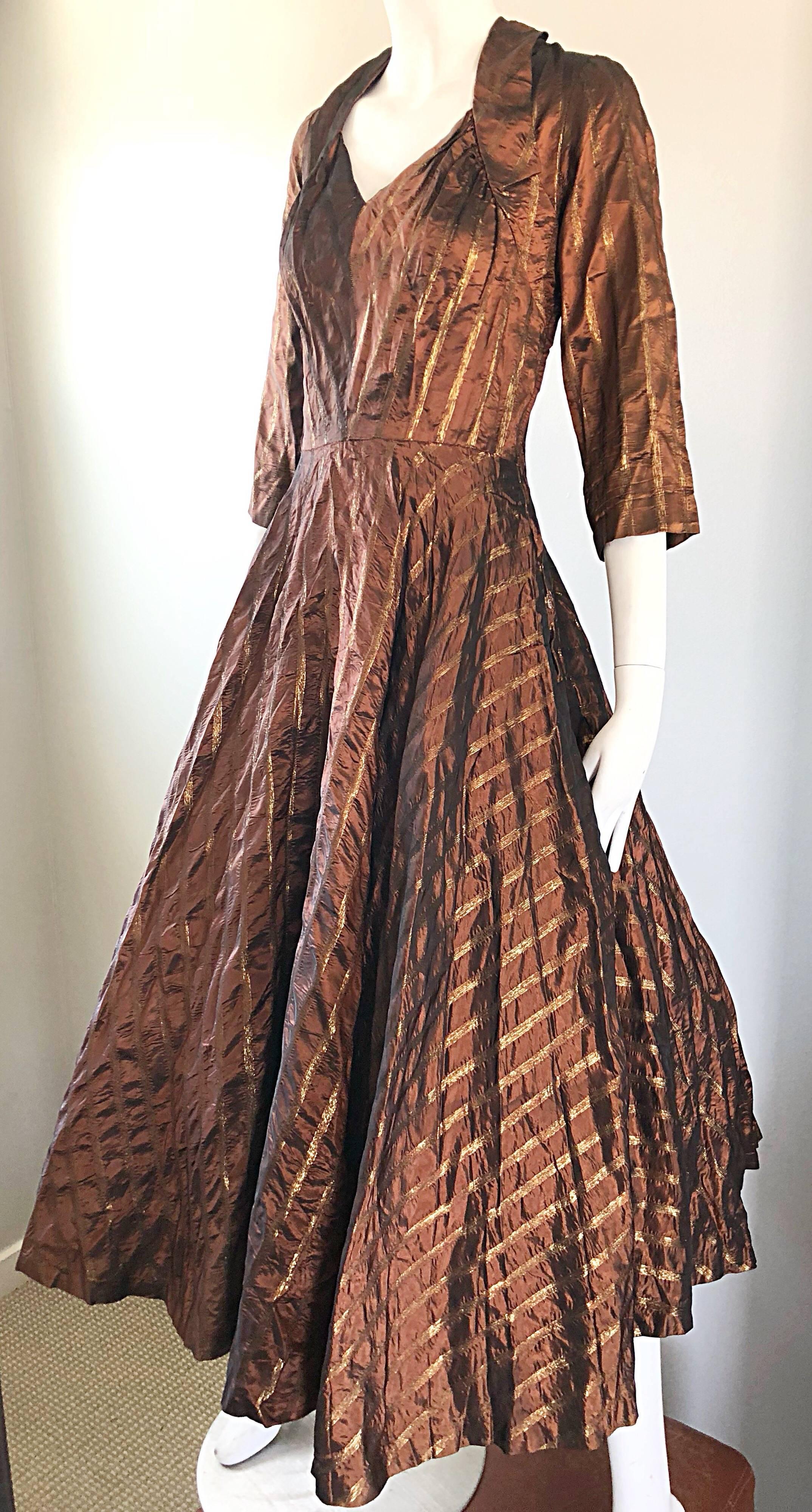 Gorgeous 1950s Donald Originals Copper / Bronze Size 10 / 12 Silk Vintage Dress In Excellent Condition In San Diego, CA