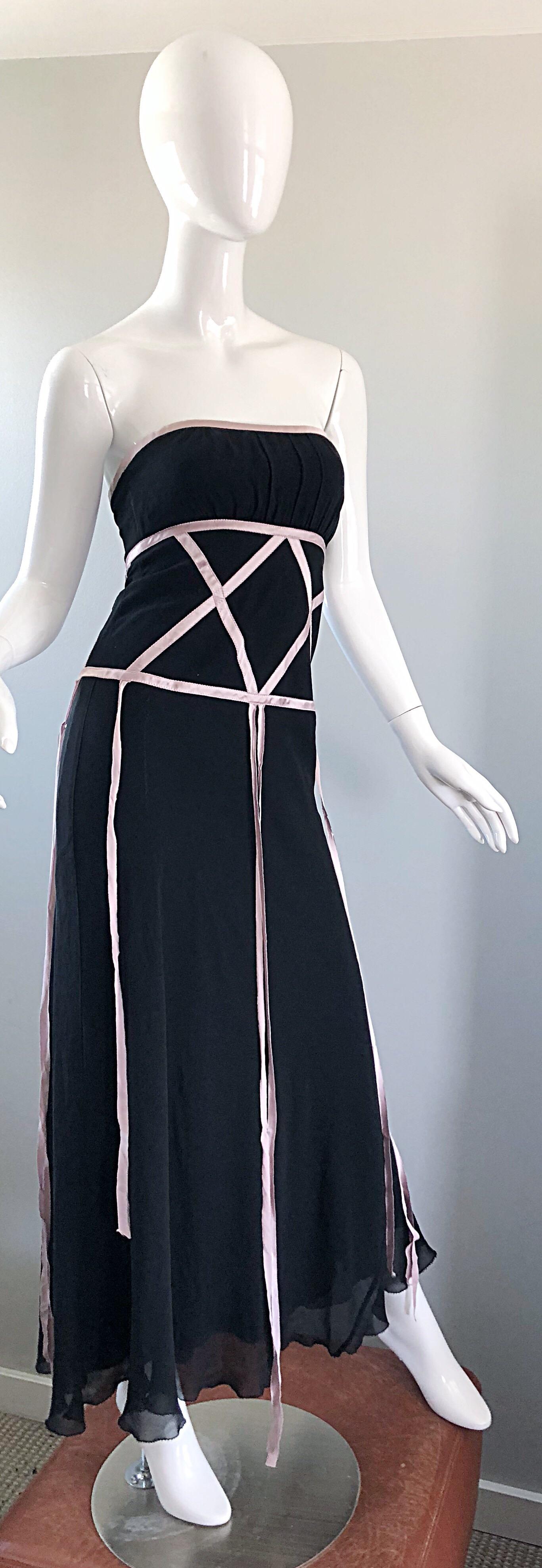 1990s Nicole Miller Collection Size 0 / 2 Black + Pink Silk Chiffon Gown Dress In Excellent Condition For Sale In San Diego, CA