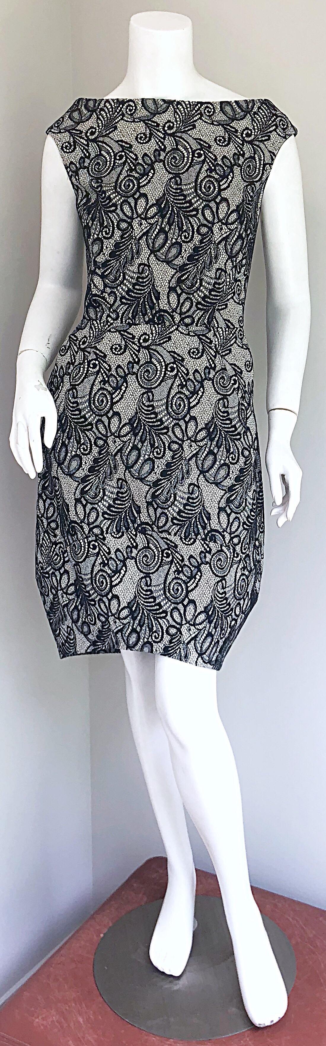 Bill Blass by Michael Vollbracht Black and White Lace Tulip Hem 2000s Dress For Sale 4