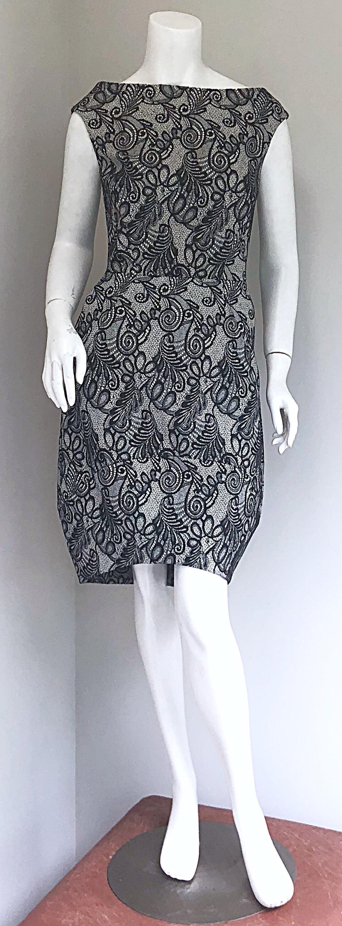 Bill Blass by Michael Vollbracht Black and White Lace Tulip Hem 2000s Dress For Sale 13