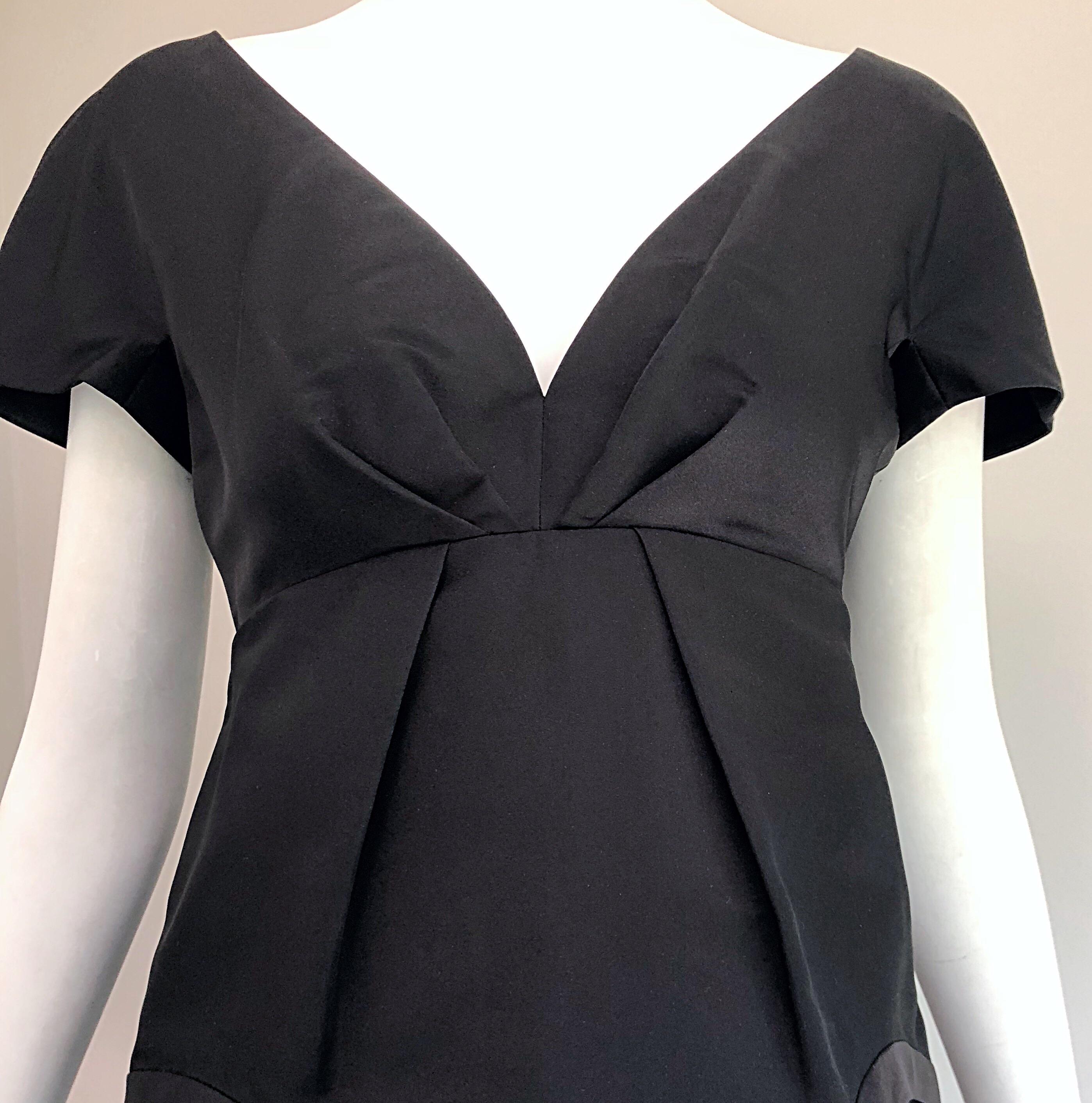 Women's Early 2000s Marc Jacobs Collection Size 10 Black A - Line Silk Tiered Dress For Sale