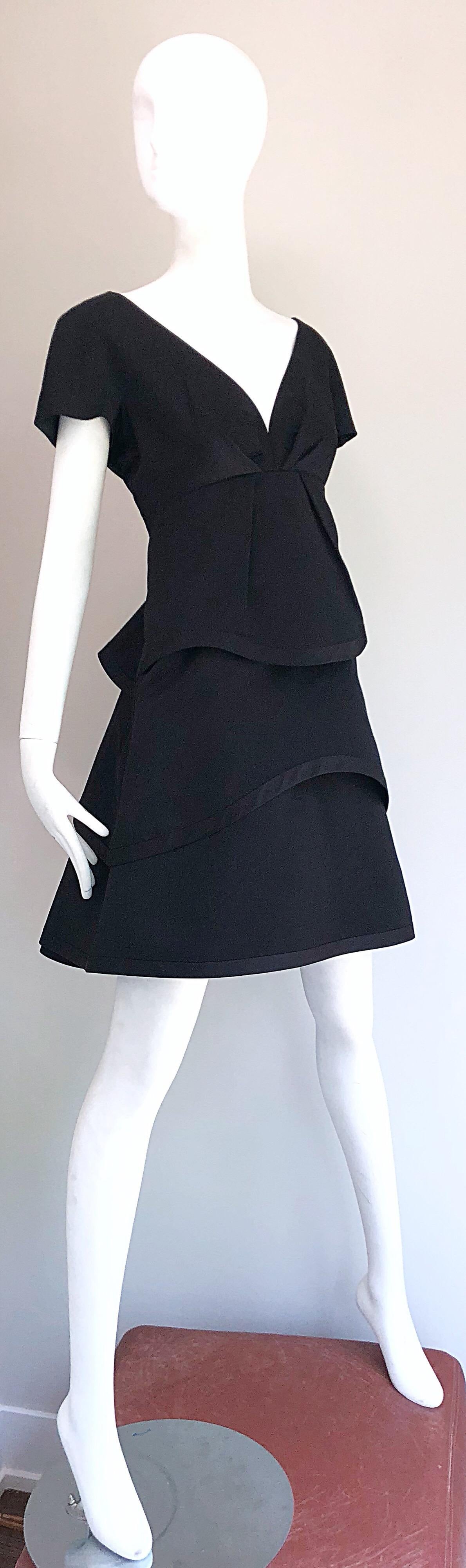 Early 2000s Marc Jacobs Collection Size 10 Black A - Line Silk Tiered Dress For Sale 5