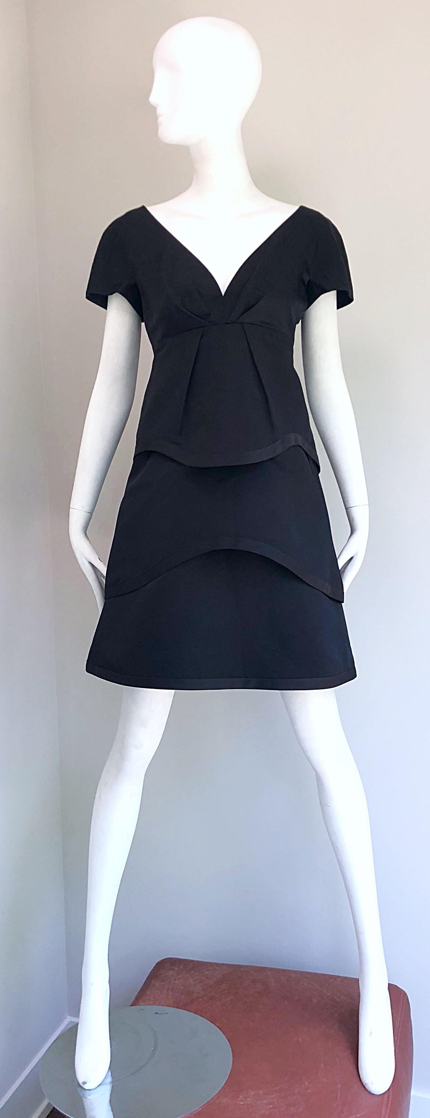 Early 2000s Marc Jacobs Collection Size 10 Black A - Line Silk Tiered Dress For Sale 7