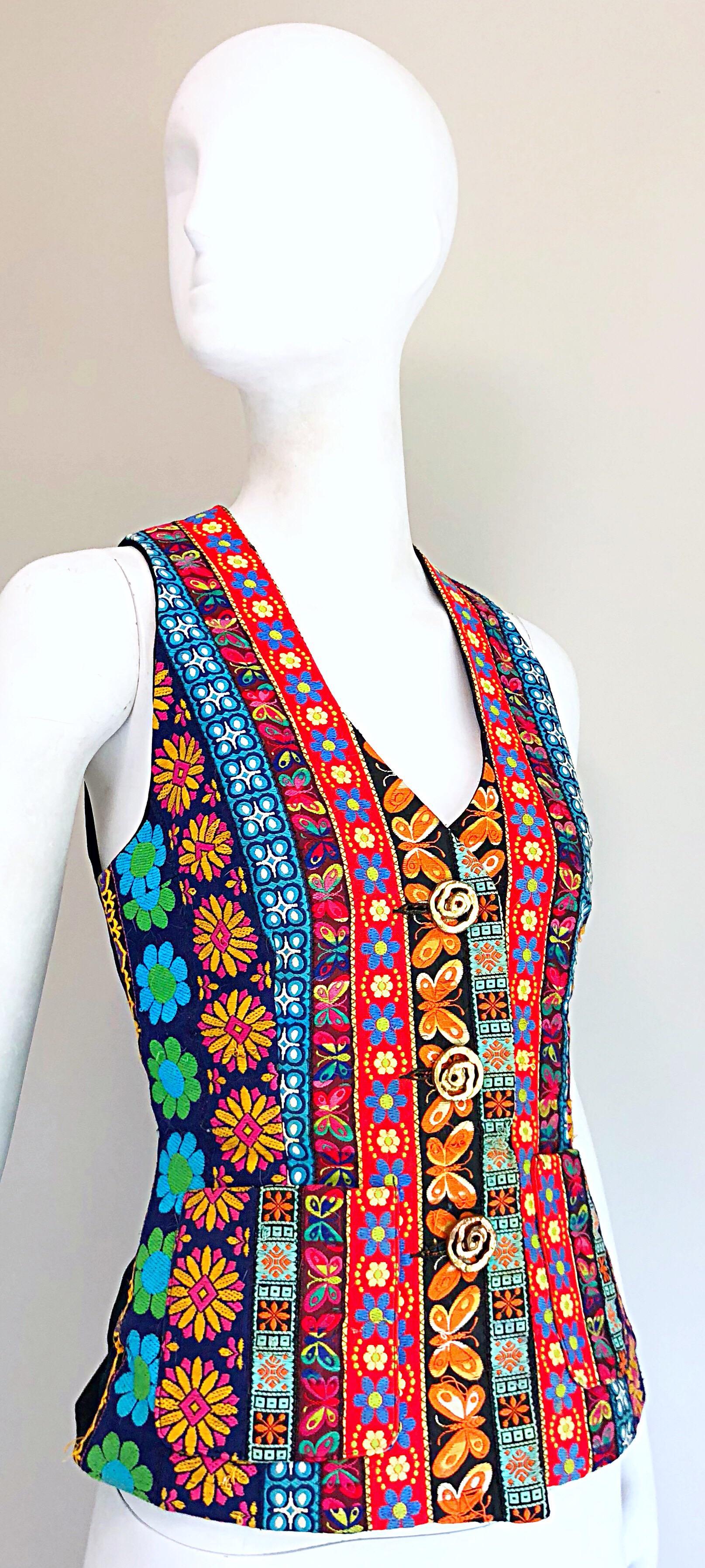 1990s Todd Oldham Butterfly + Flowers Embroidered Vintage 90s Waistcoat Vest In Excellent Condition For Sale In San Diego, CA