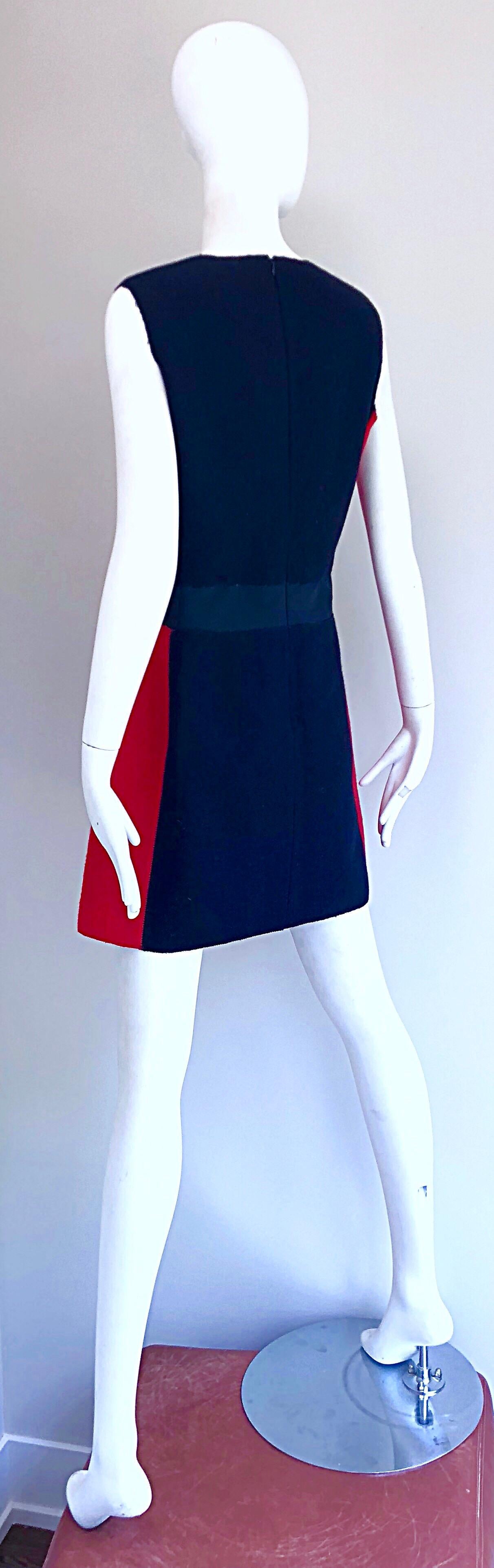 Miu Miu Early 2000s Navy Blue + Red Virgin Wool Size 44 US 8 A - Line Mod Dress For Sale 3