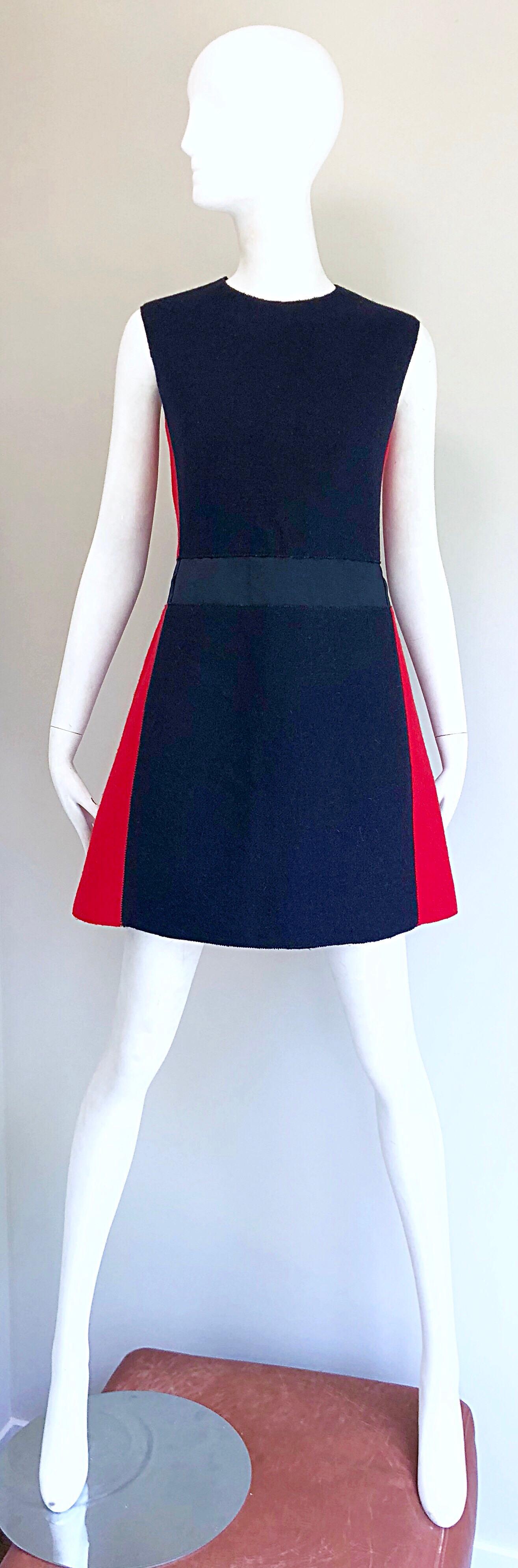 Miu Miu Early 2000s Navy Blue + Red Virgin Wool Size 44 US 8 A - Line Mod Dress For Sale 4