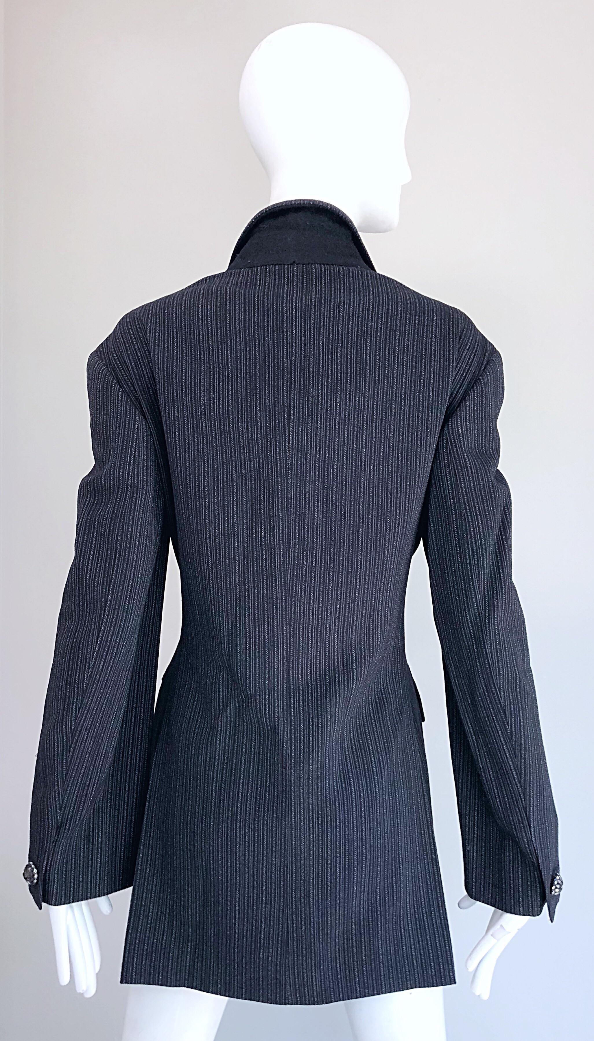 Vintage Romeo Gigli 1990s Size 44 Grey Black Rhinestone 90s Blazer Jacket  For Sale 4