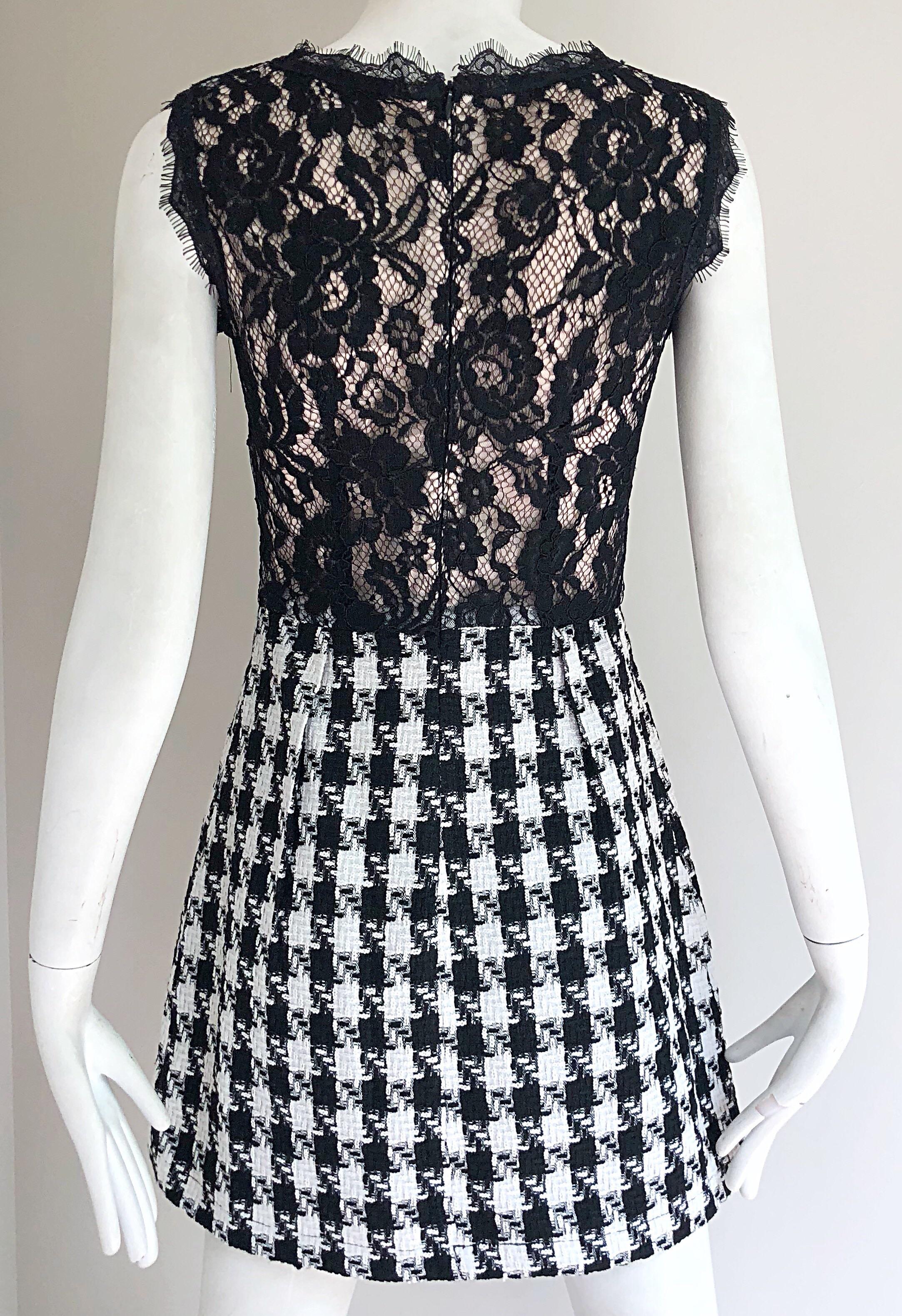 Marc Jacobs Early 2000s Black and White Lace Houndstooth Checkered Mini Dress For Sale 4