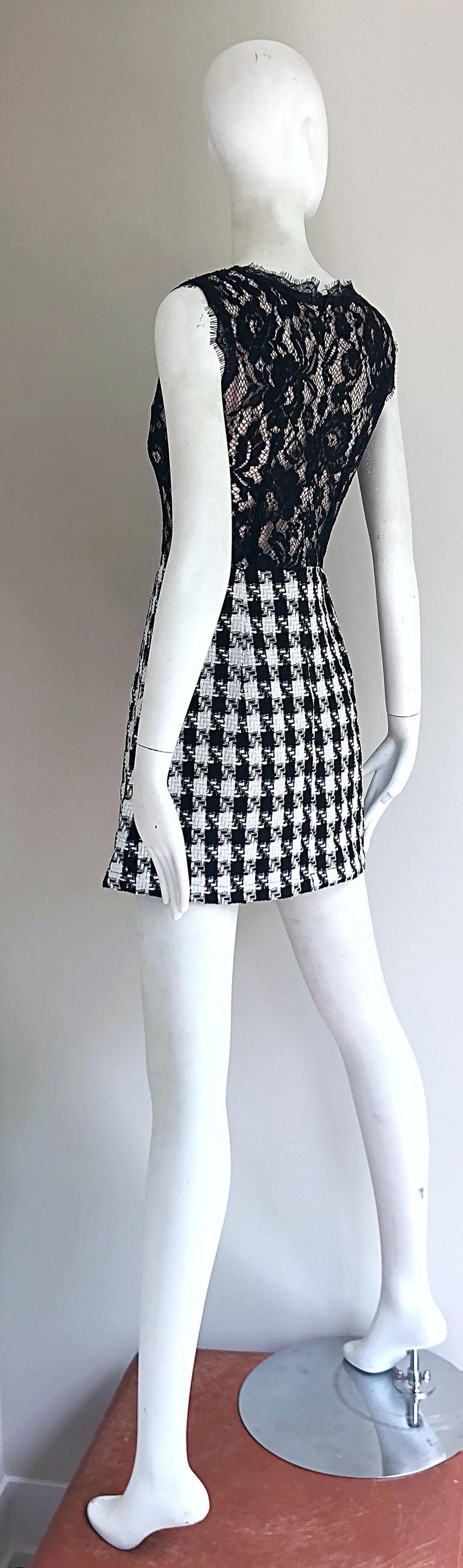 Marc Jacobs Early 2000s Black and White Lace Houndstooth Checkered Mini Dress For Sale 10