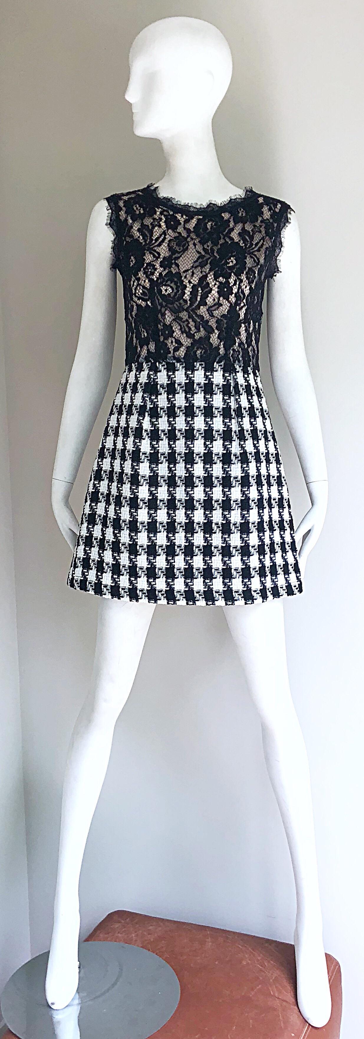 Marc Jacobs Early 2000s Black and White Lace Houndstooth Checkered Mini Dress For Sale 8