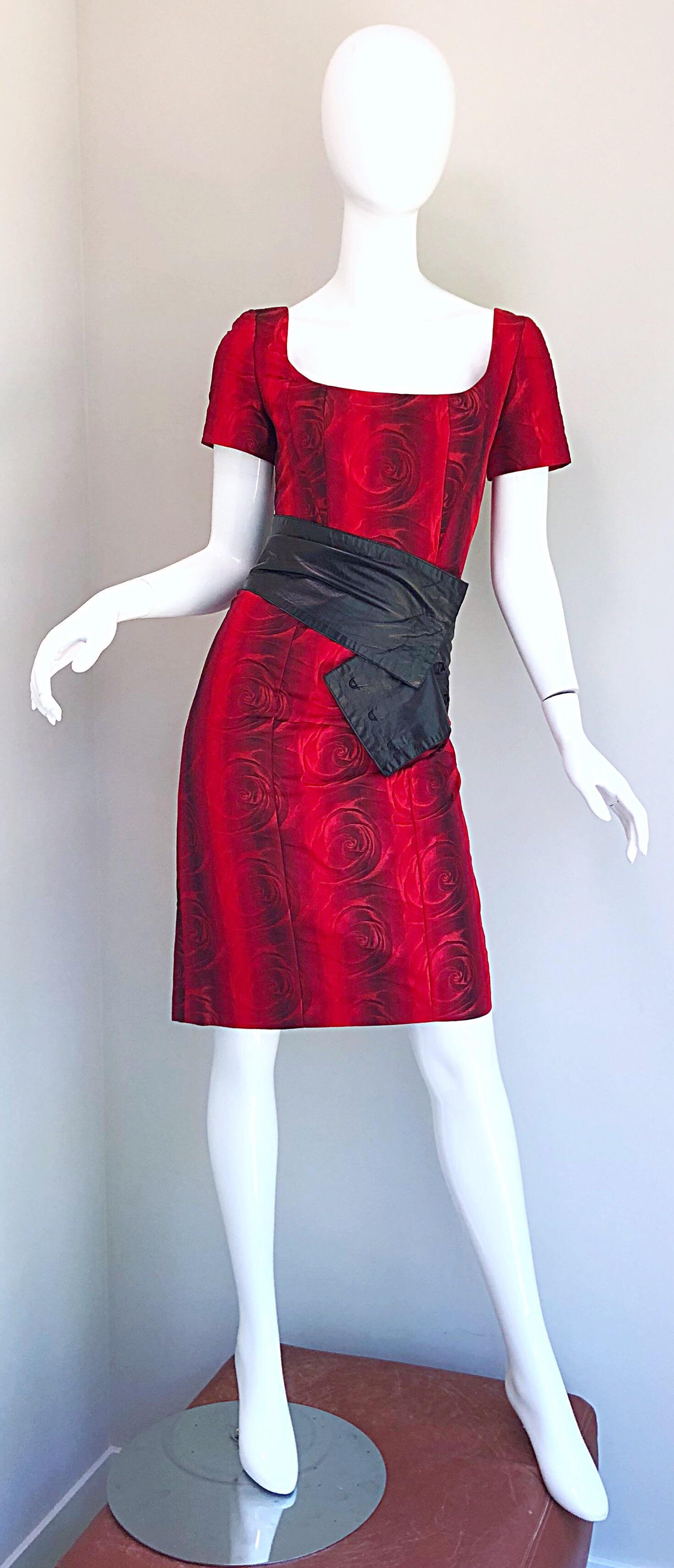 1990s Louis Feraud Size 6 Red Silk Abstract Rose Print Vintage 90s Silk Dress For Sale 2