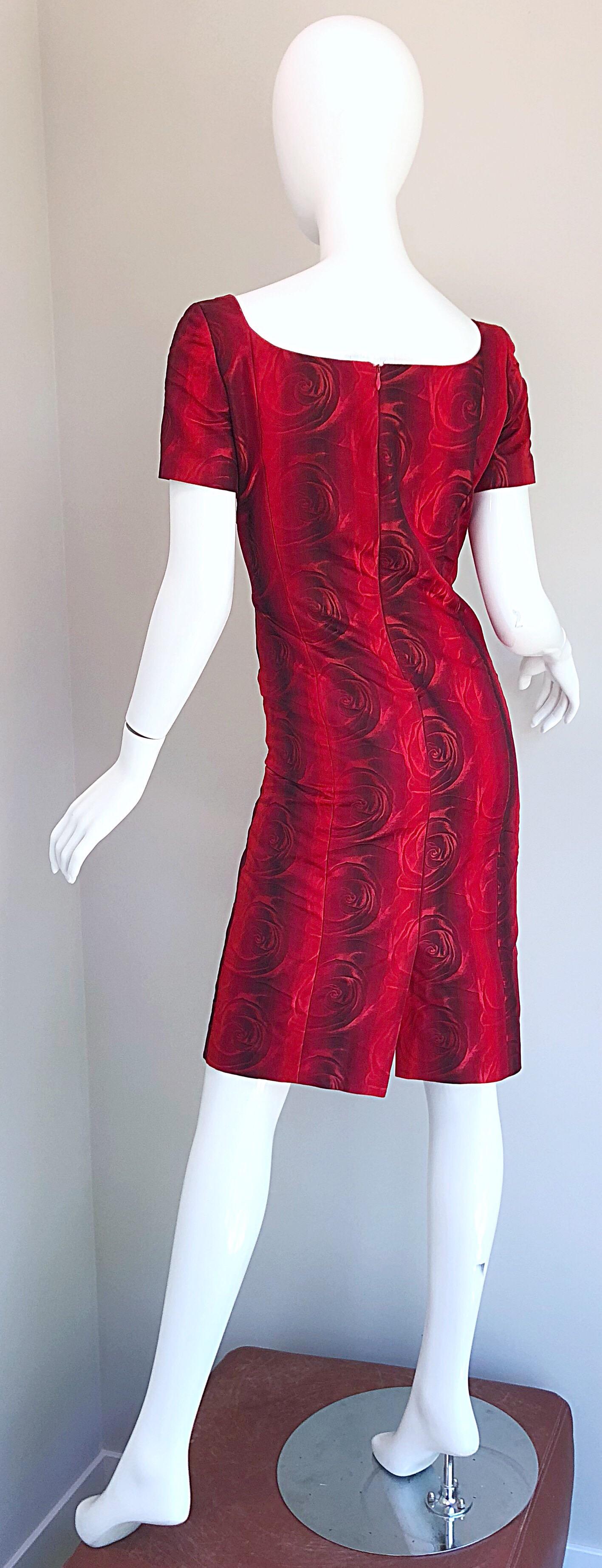 1990s Louis Feraud Size 6 Red Silk Abstract Rose Print Vintage 90s Silk Dress For Sale 11