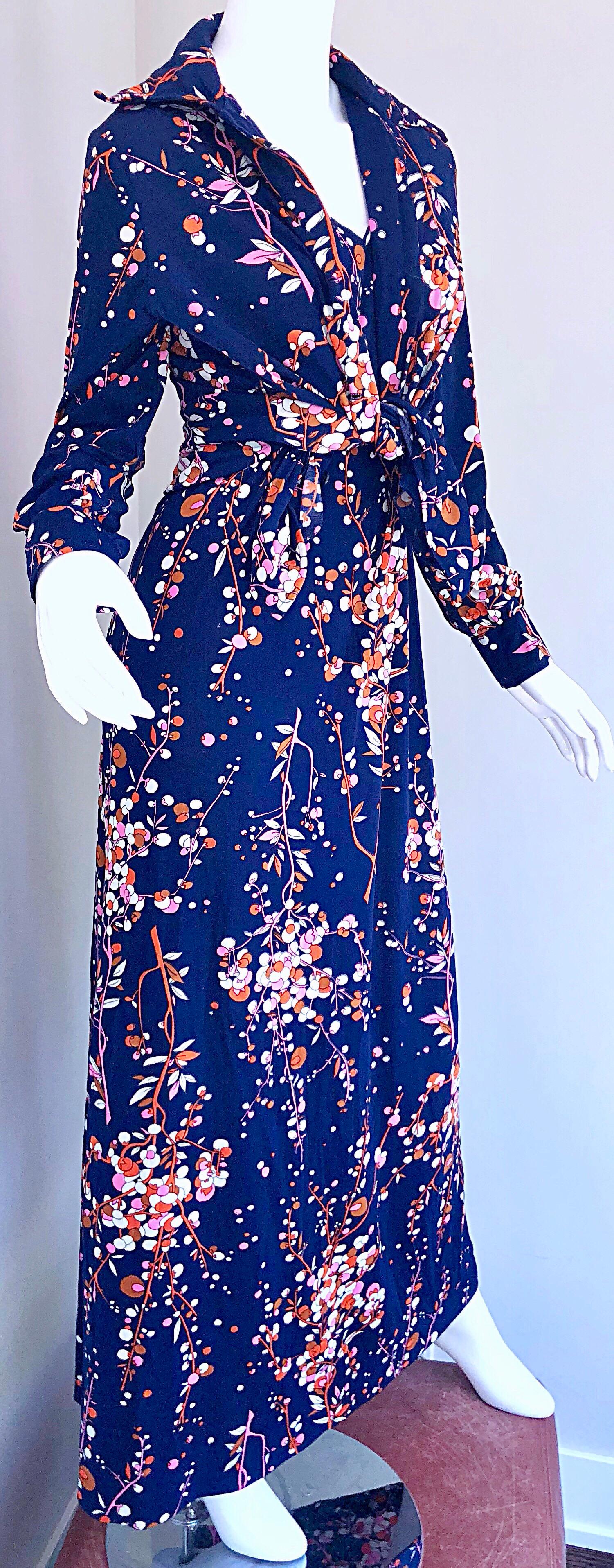 Amazing 1970s Navy Blue Novelty Olive Branch Print 70s Maxi Dress + Shirt Jacket For Sale 4