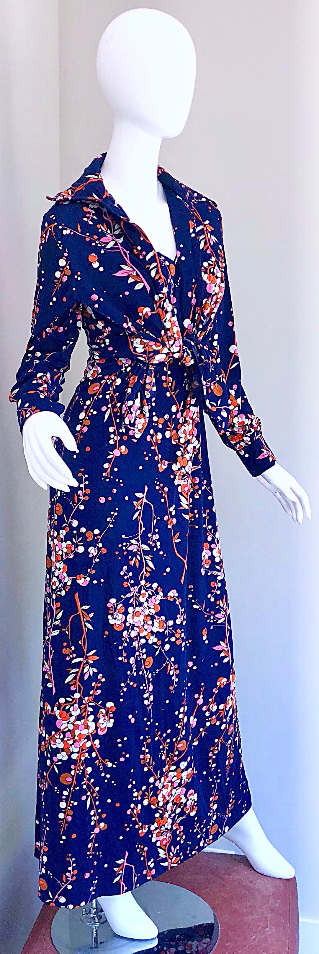 Amazing 1970s Navy Blue Novelty Olive Branch Print 70s Maxi Dress + Shirt Jacket For Sale 7