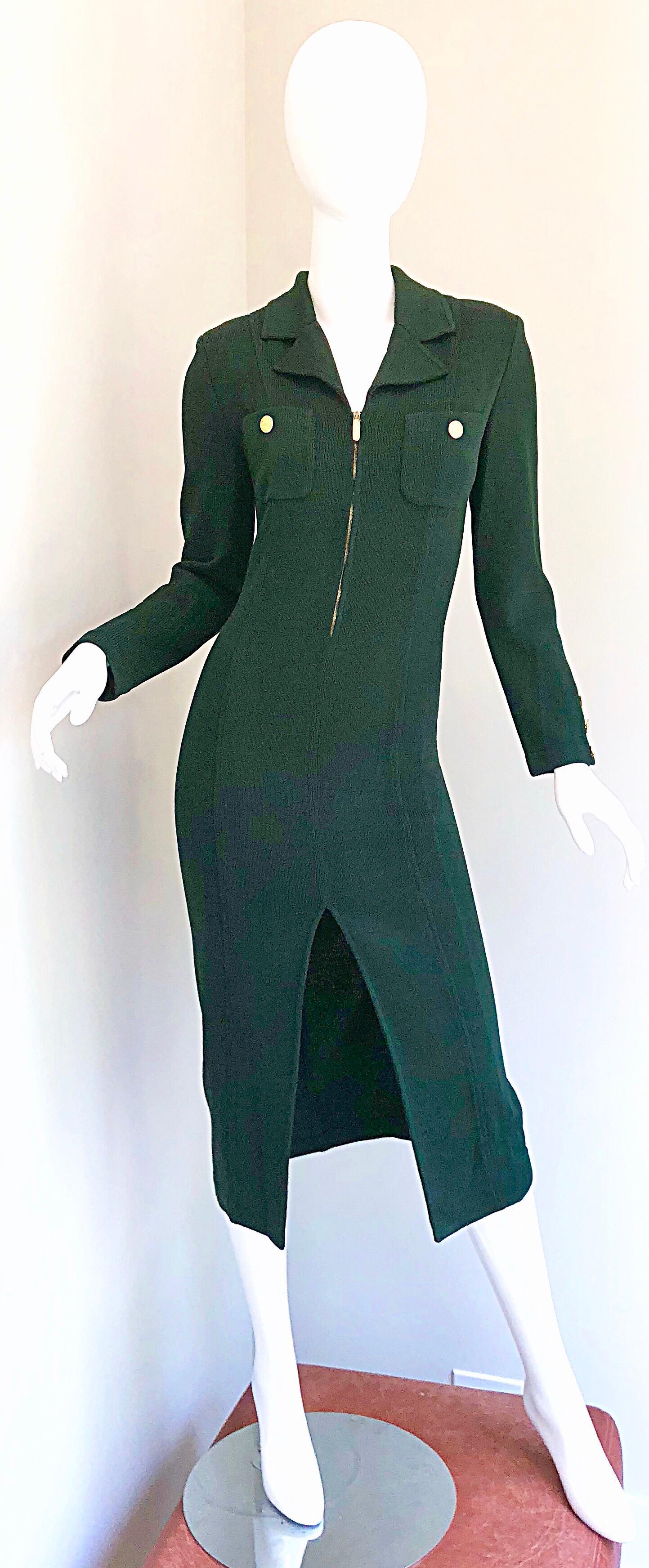 Beautiful vintage 90s ST JOHN, by MARIE GRAY hunter forest green Santana Knit long sleeve dress! Features a gold zipper up the front bodice. Pockets at each breast. Soft signature knit stretches to fit. Slit up the center hem. Great for any day or