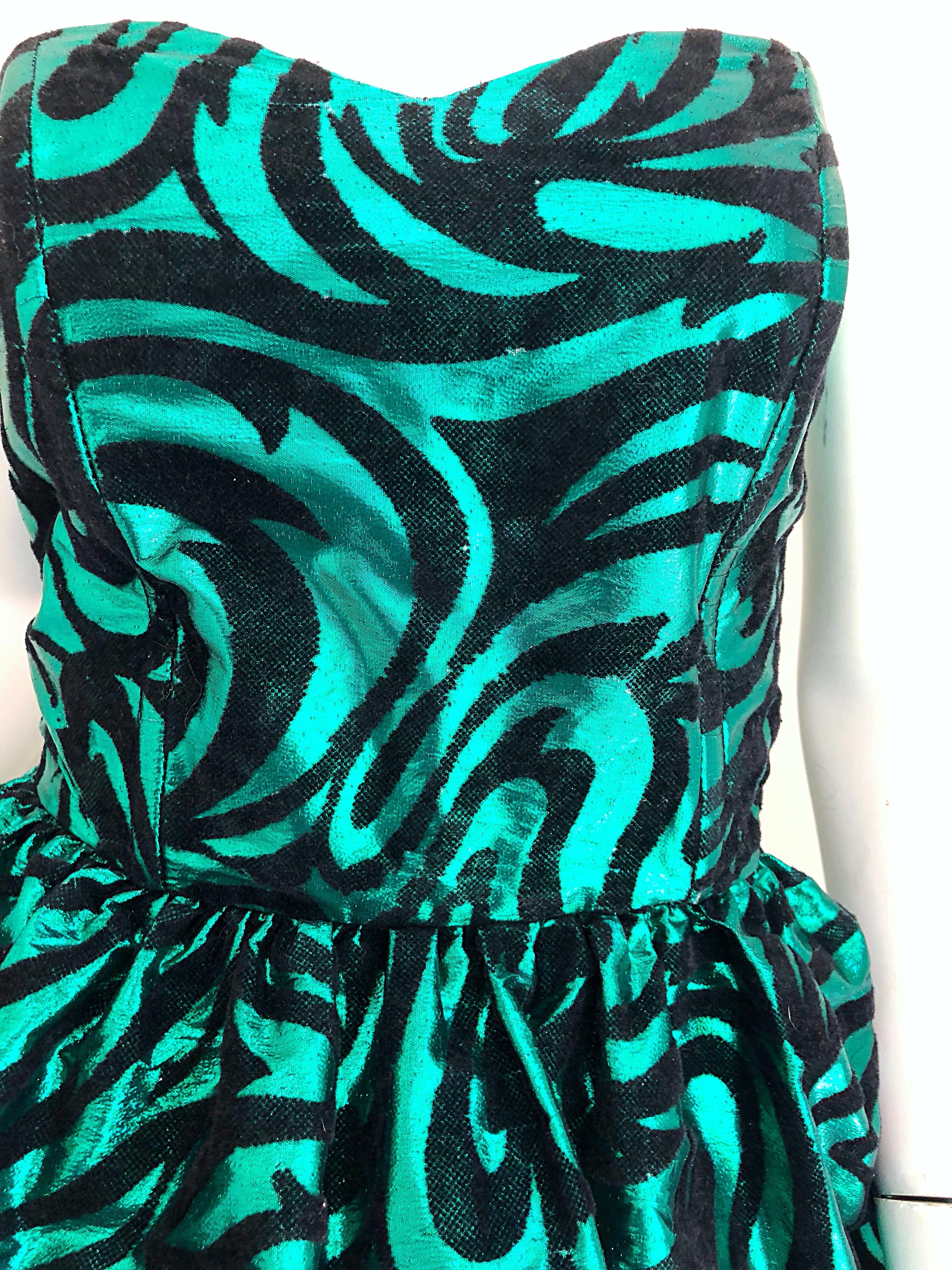 Fabulous 1980s Vicky Vaughn Green + Black Metallic Vintage 80s Pouf Dress In Excellent Condition In San Diego, CA