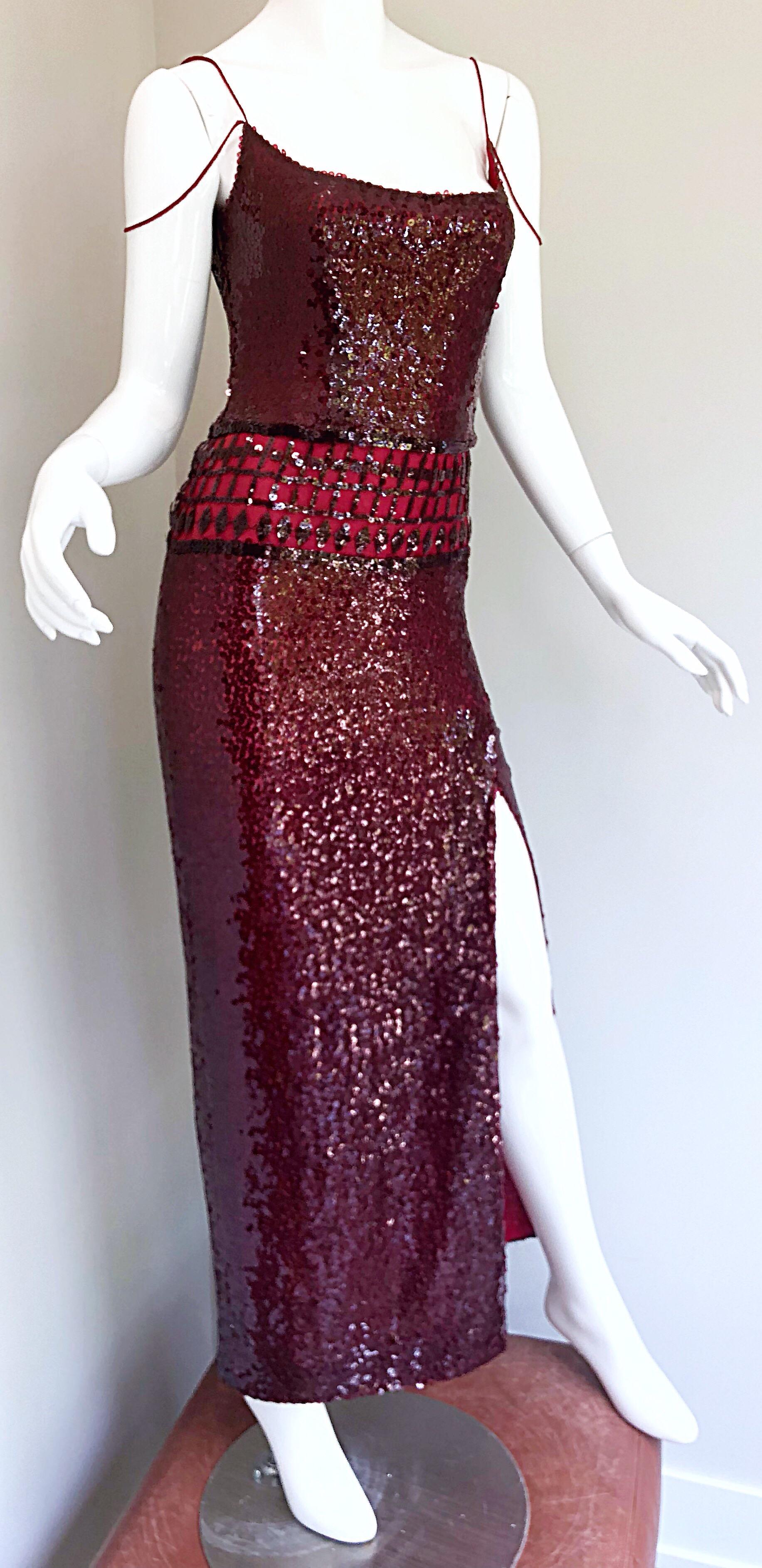 1990s Richard Tyler Couture Size 6 Cranberry Red Burgundy Sequin Vintage Gown  For Sale 1
