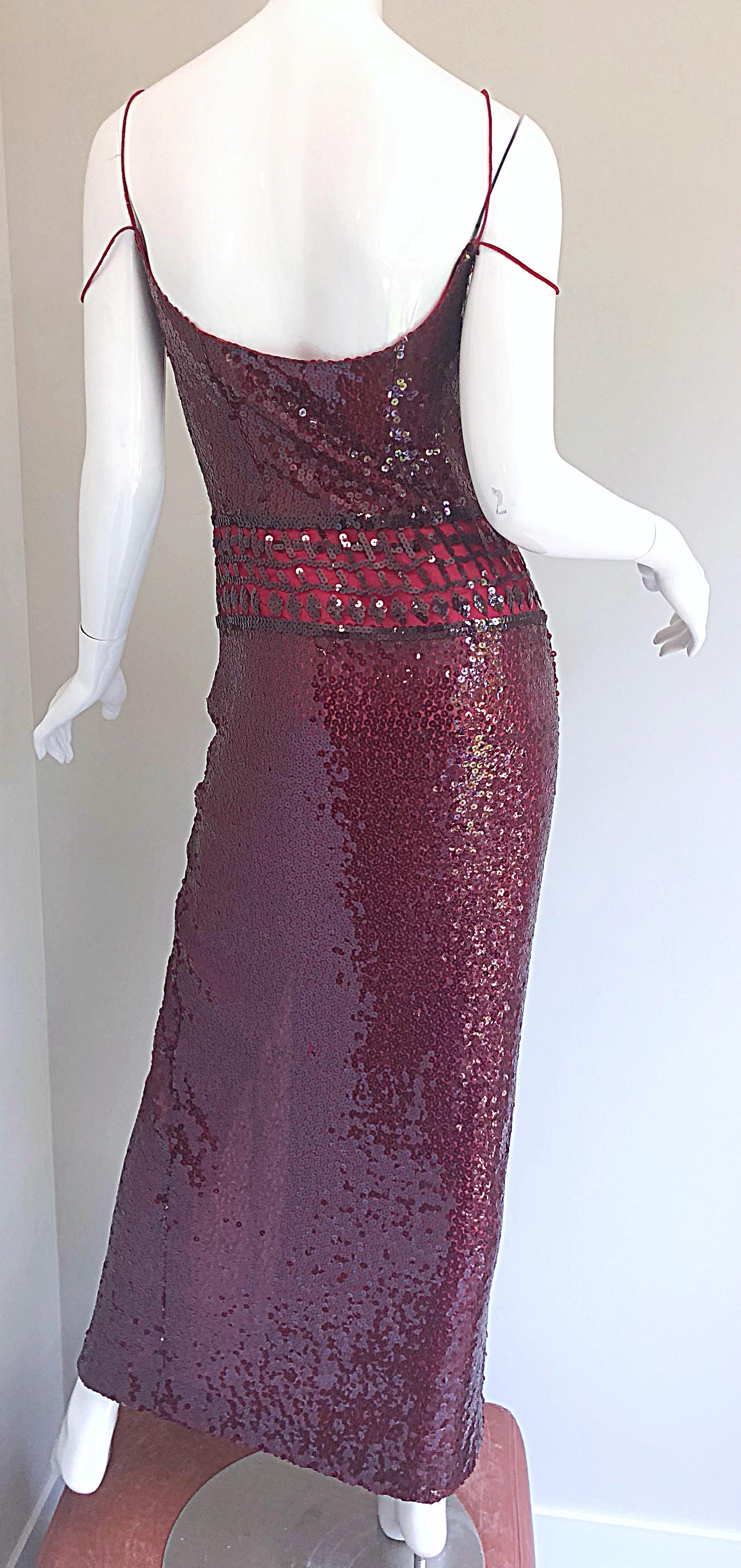 1990s Richard Tyler Couture Size 6 Cranberry Red Burgundy Sequin Vintage Gown  For Sale 3