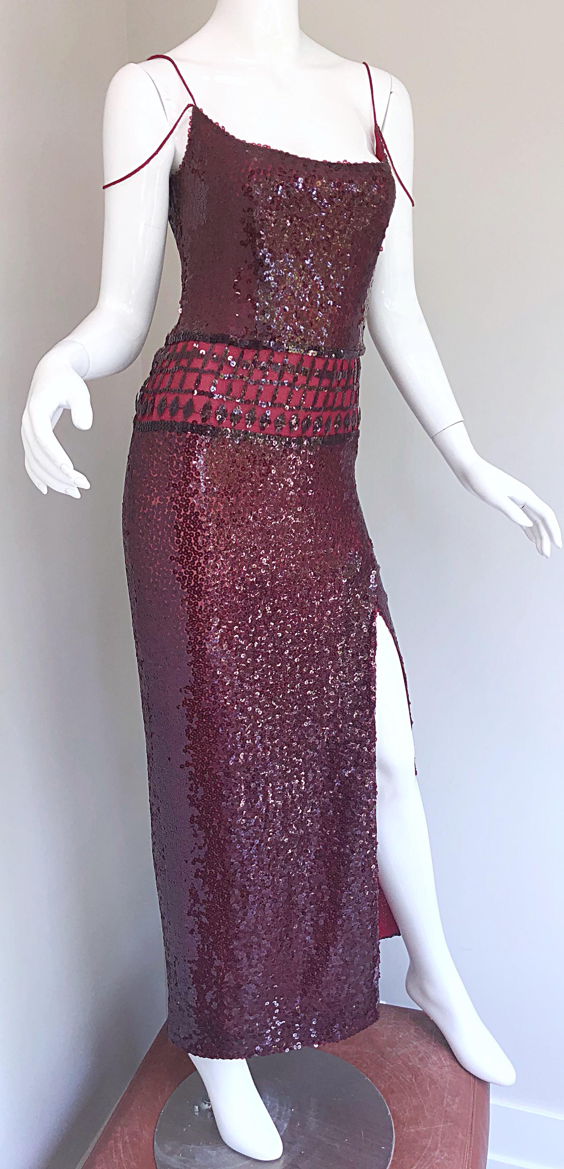 1990s Richard Tyler Couture Size 6 Cranberry Red Burgundy Sequin Vintage Gown  For Sale 9