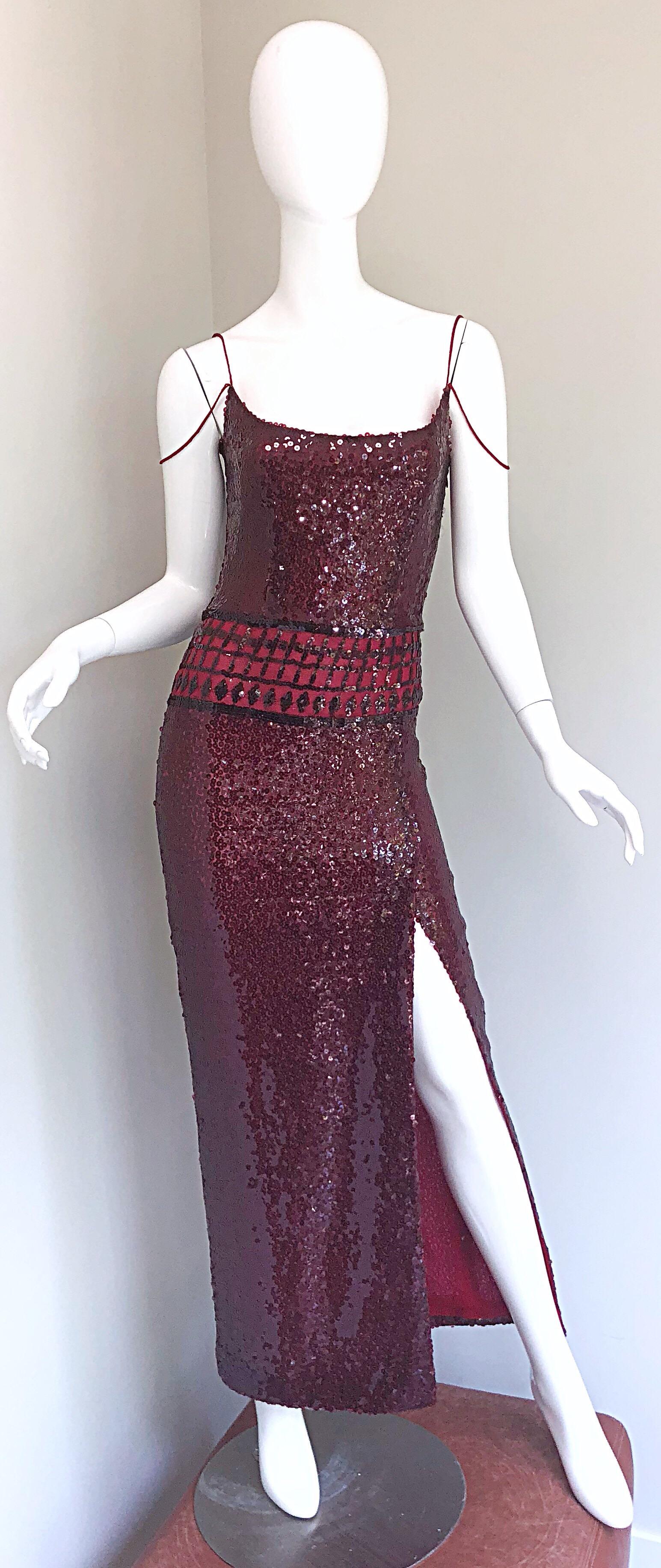 1990s Richard Tyler Couture Size 6 Cranberry Red Burgundy Sequin Vintage Gown  For Sale 12