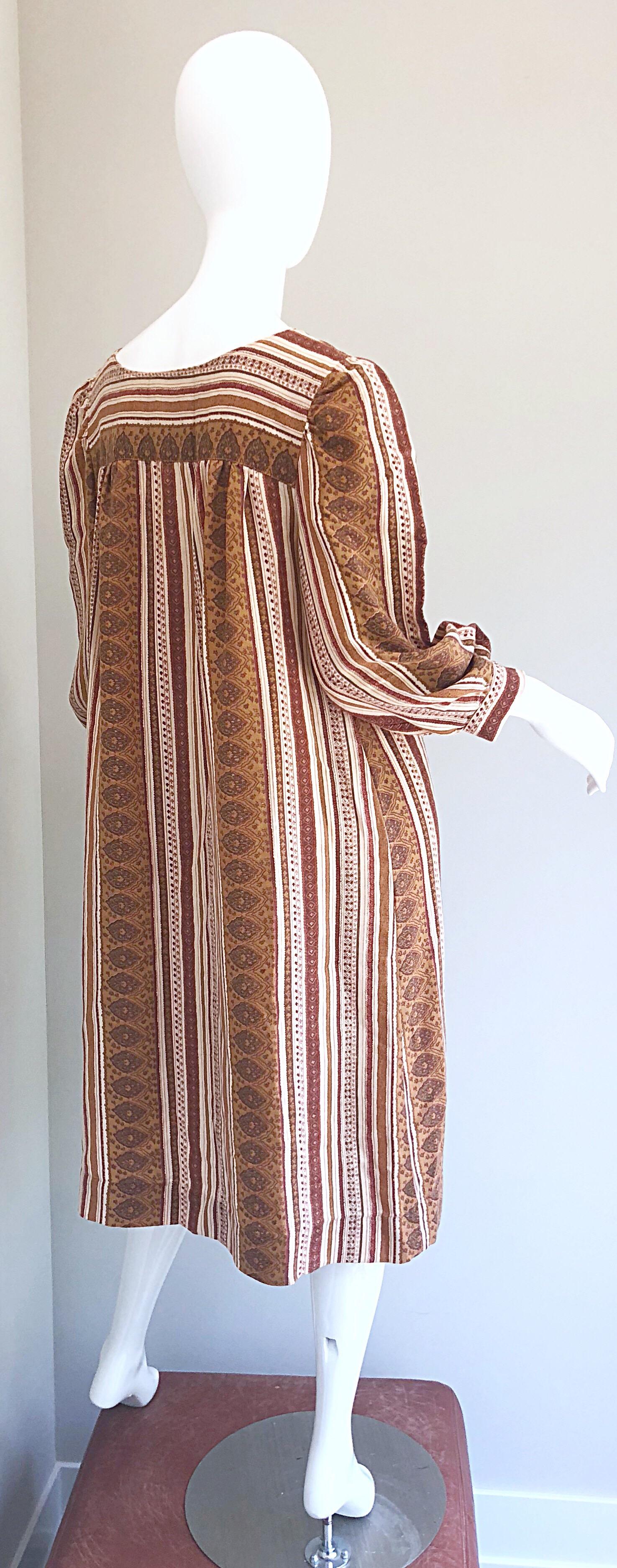 Women's 1970s Boho Chic Brown and Ivory Soft Cotton Paisley Print Vintage 70s Dress